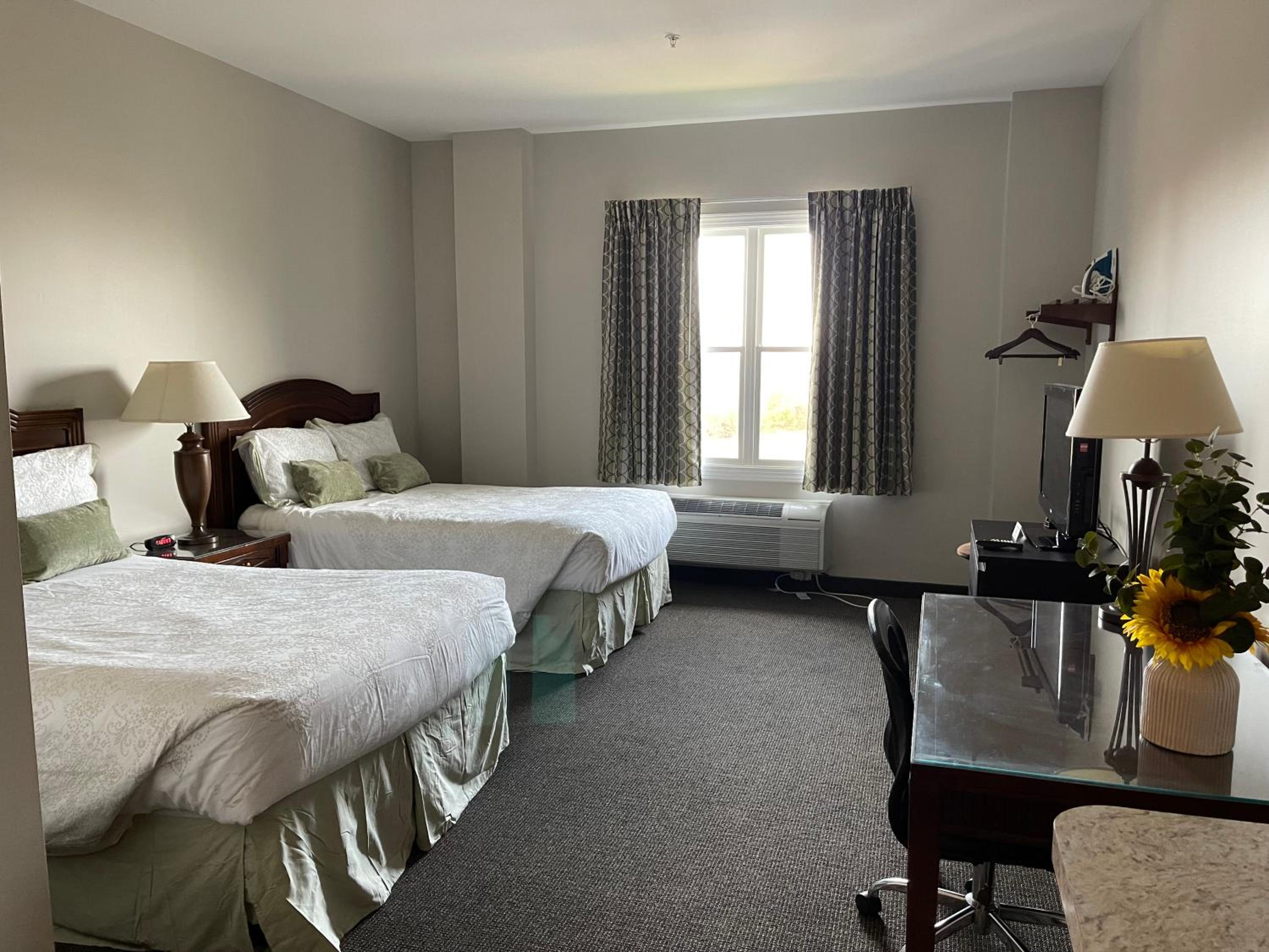 Brinton Suites