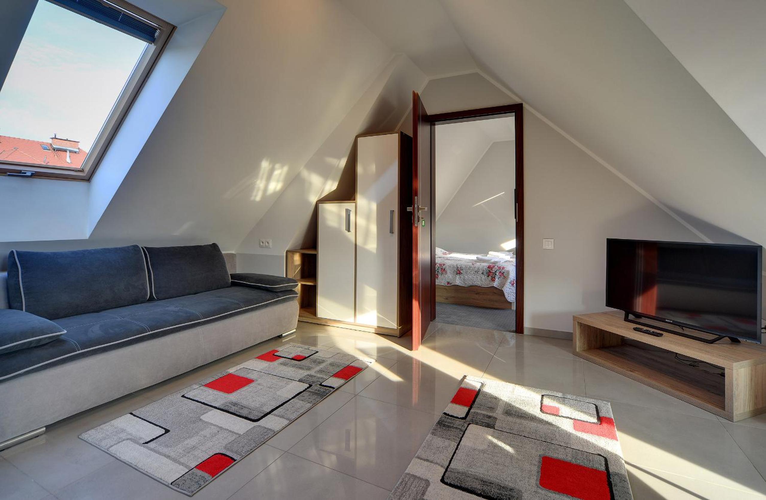Photo 51