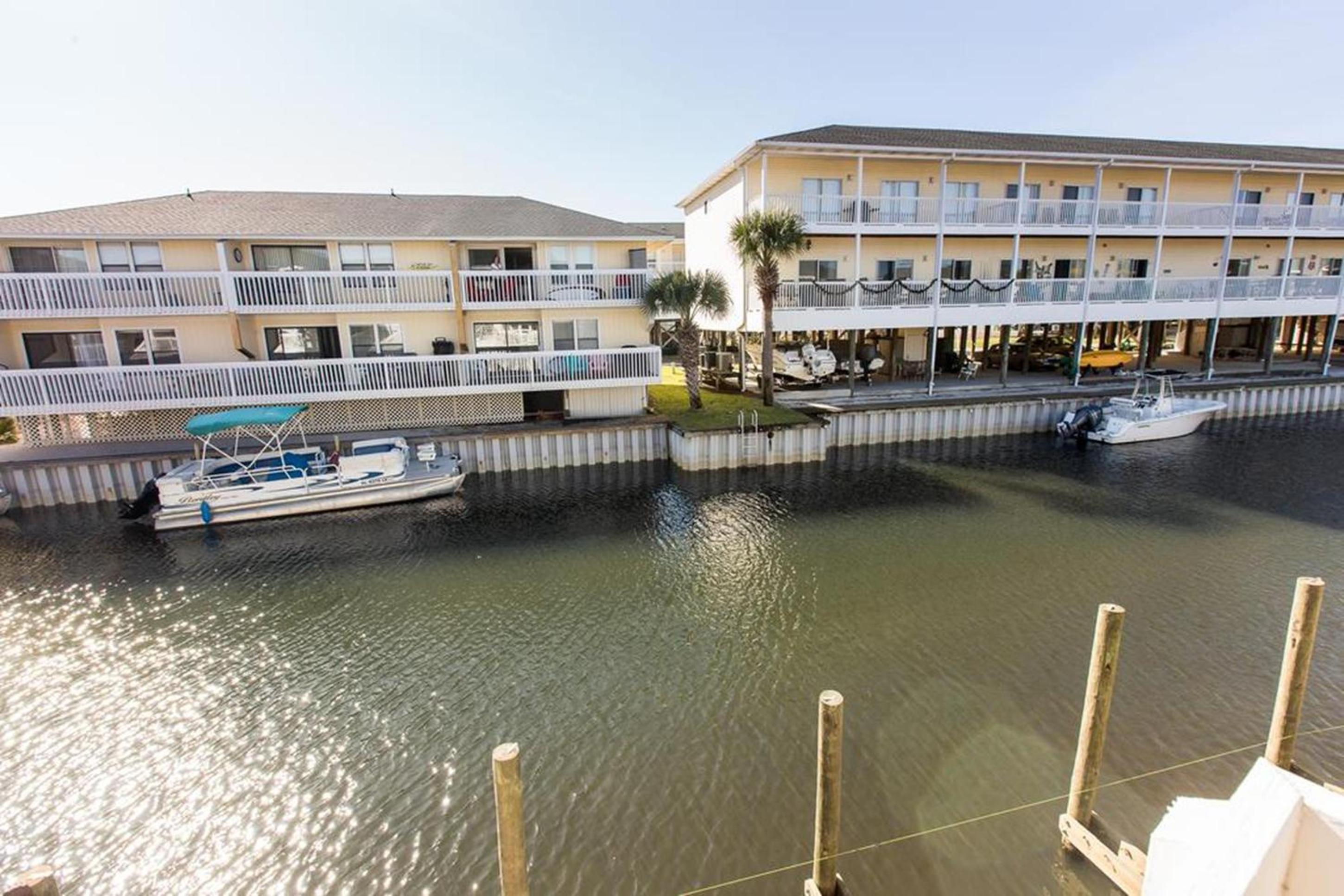 Sandpiper Cove by Panhandle Getaways
