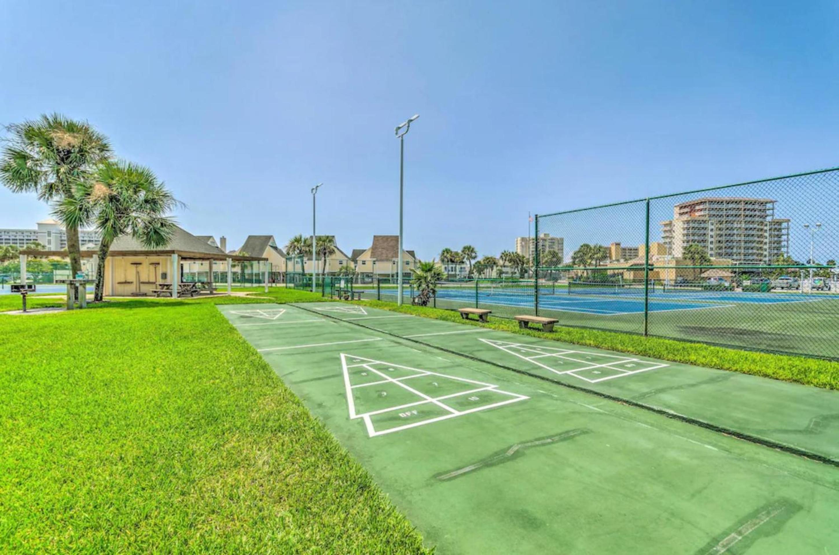 Sandpiper Cove by Panhandle Getaways