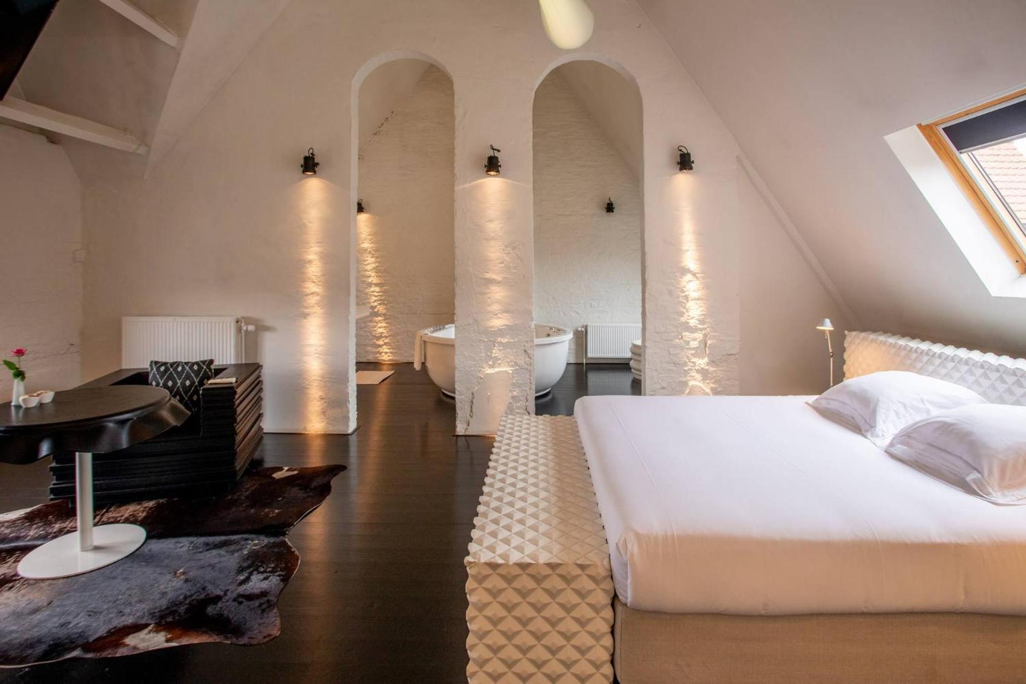 B&B Suites FEEK