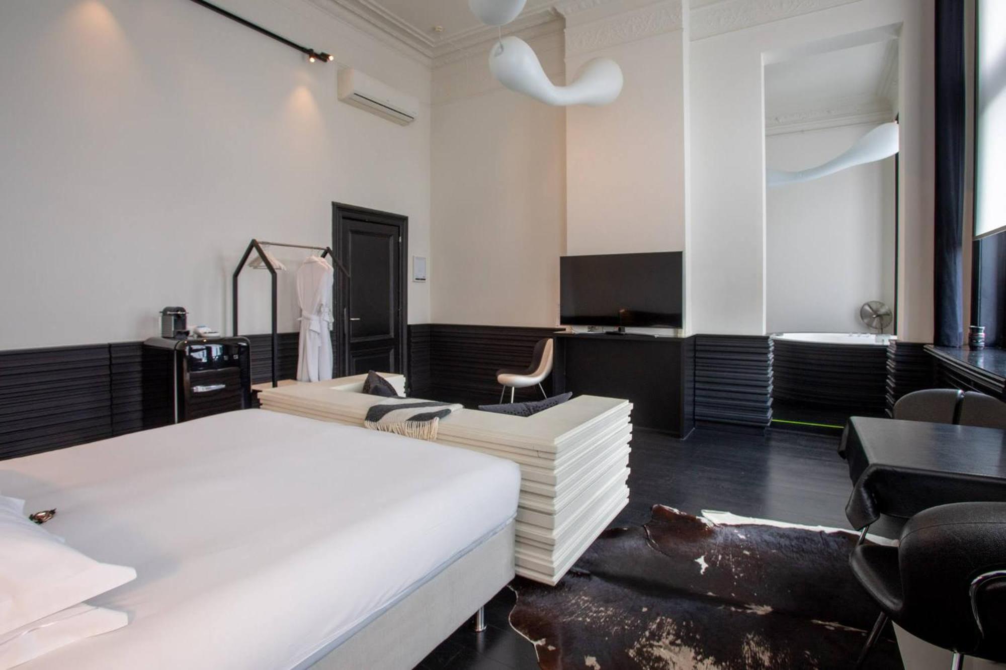 B&B Suites FEEK