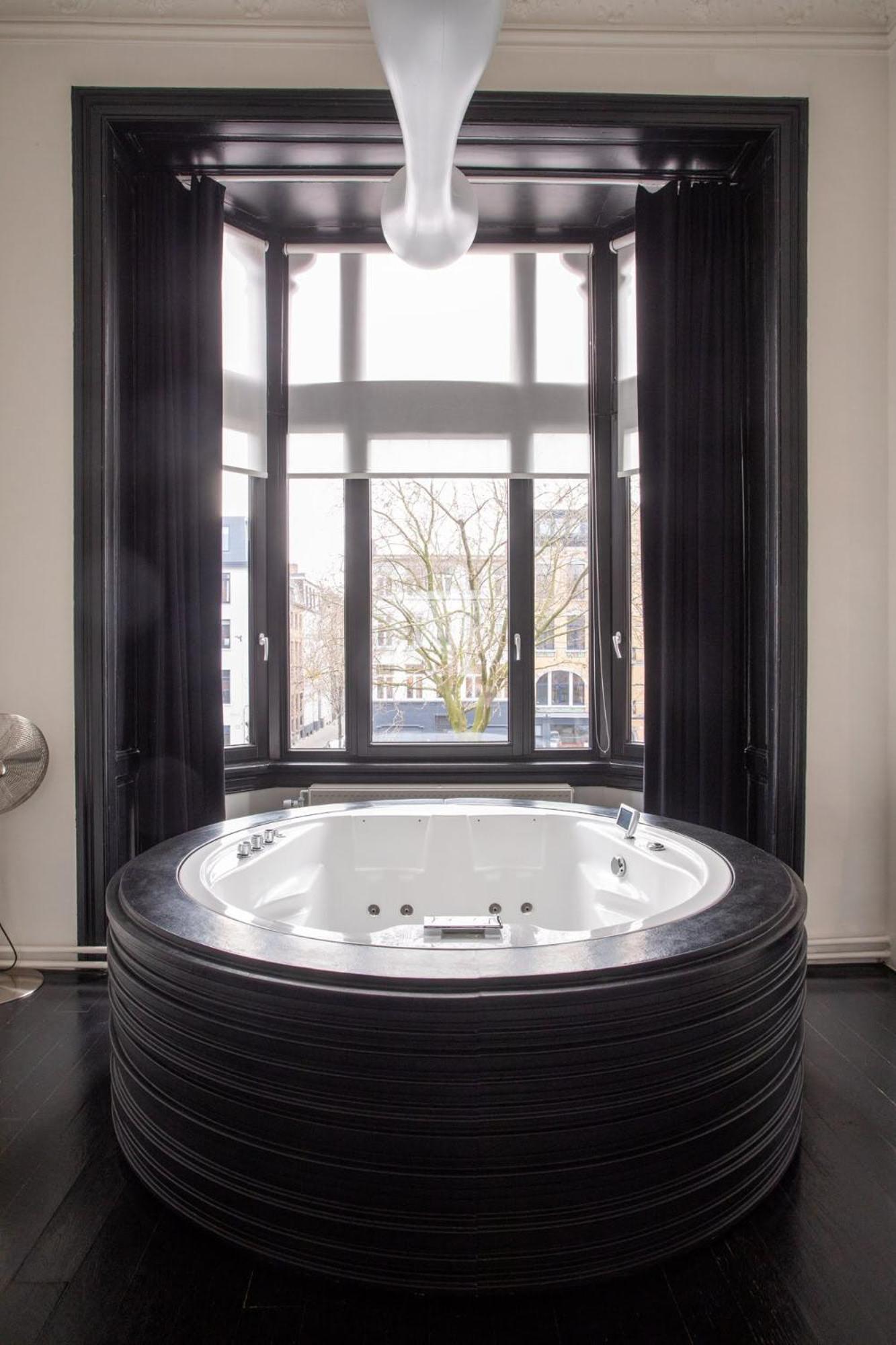 B&B Suites FEEK