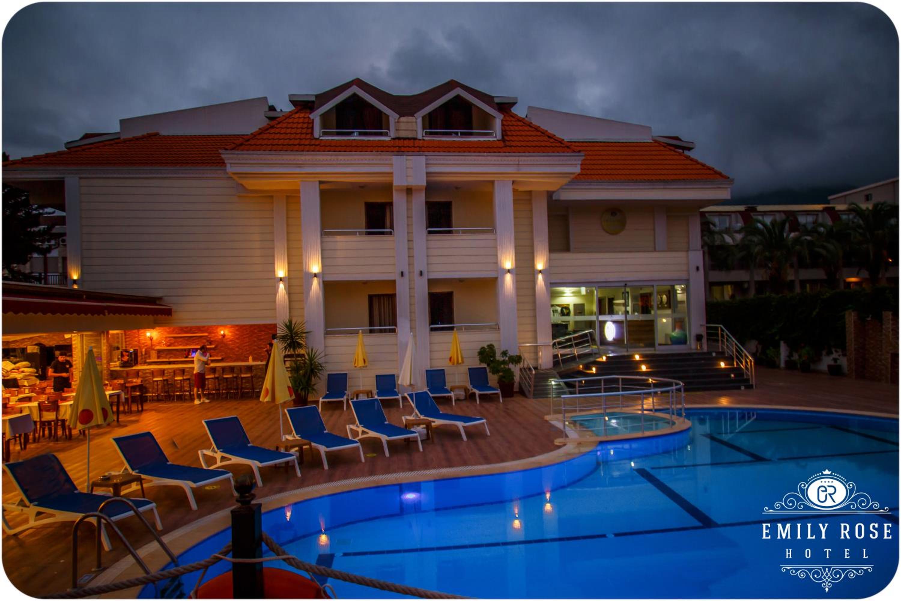 Emily Rose Hotel - Image 9