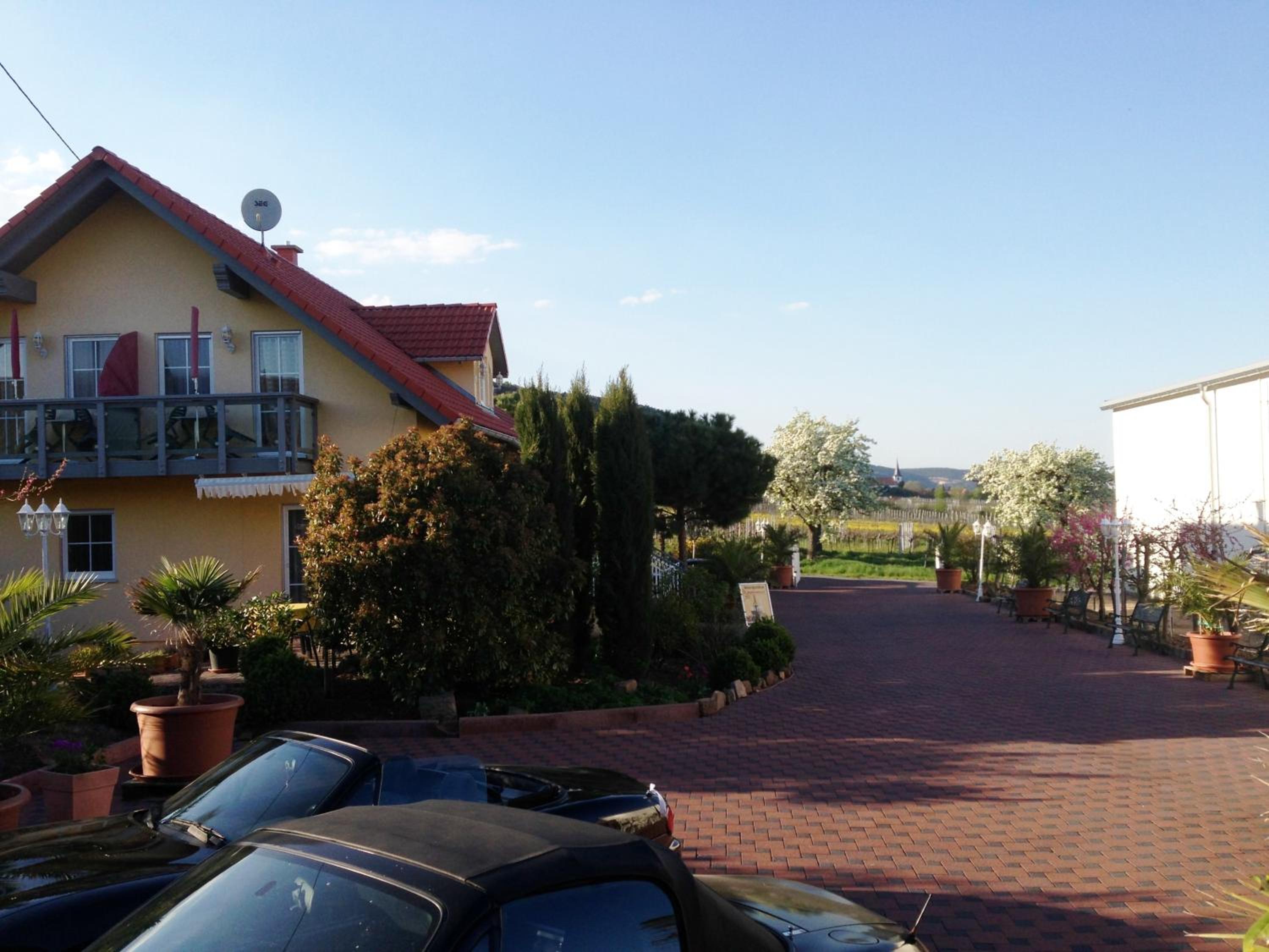 Hotel Gästehaus Helbighof - Image 1