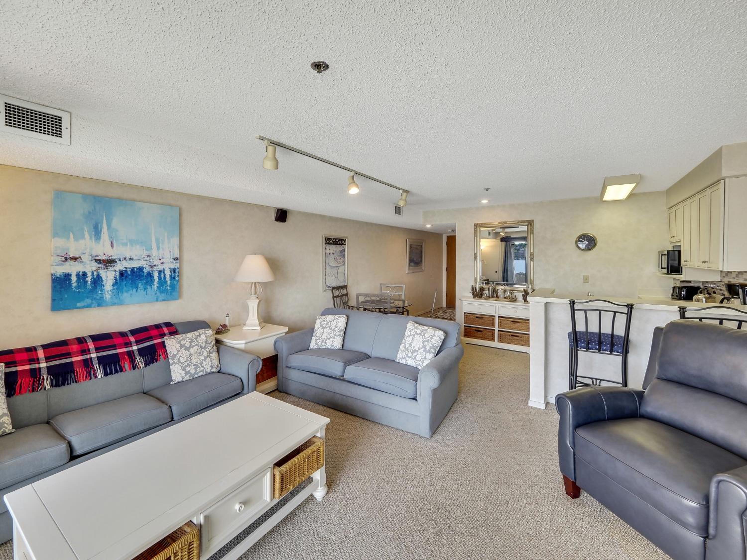 110 Edgewater Inn view 4