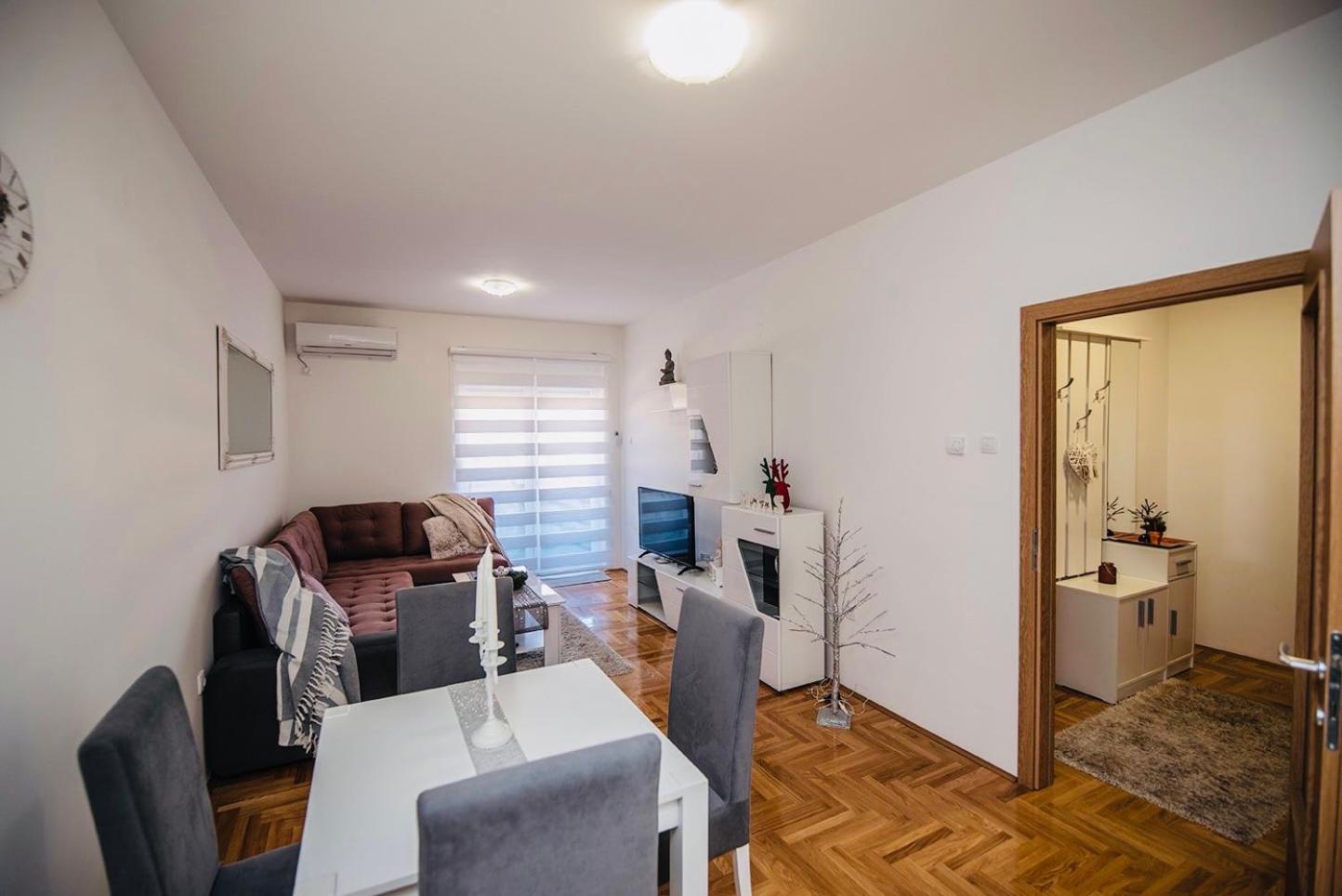 Harmonija 3 en Trebinje — hotel room