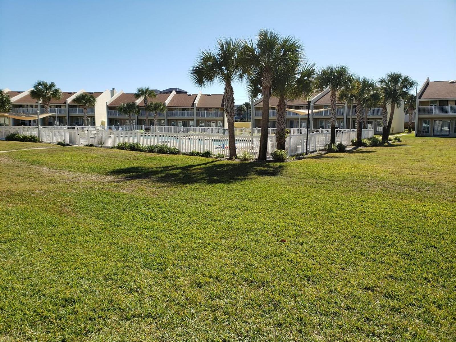 Hotel 6 A, One Bedroom Condo - Image 1