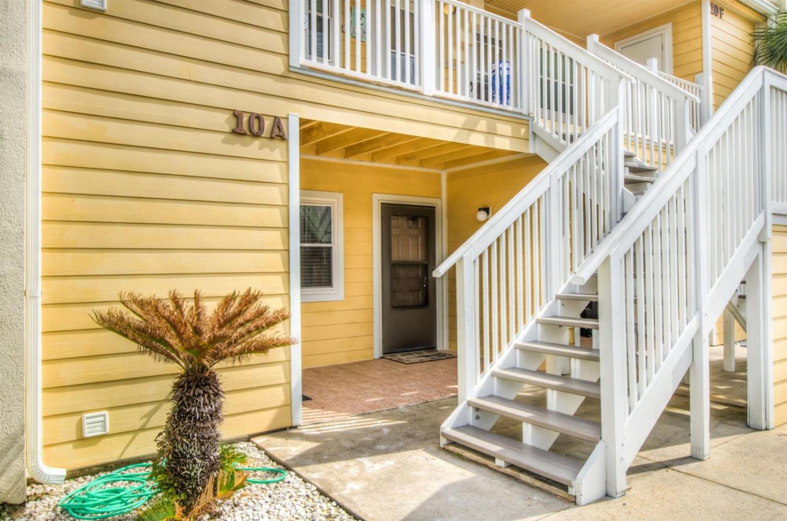 Hotel 10 A, One Bedroom Condo - Image 1