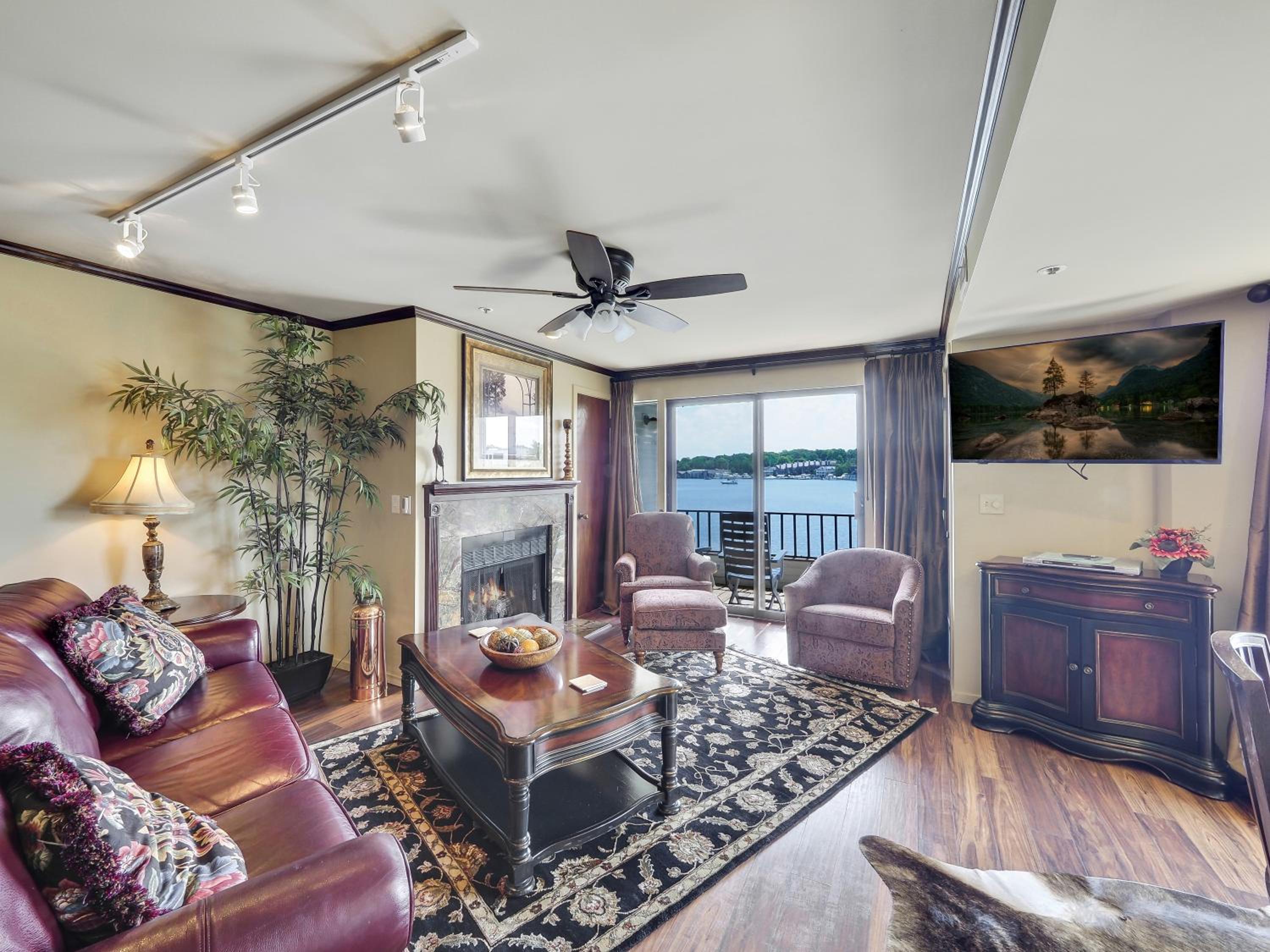234 Edgewater Inn