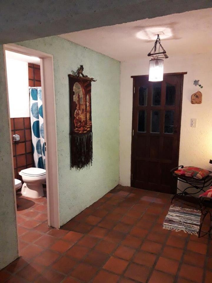 Lola Maria Apart