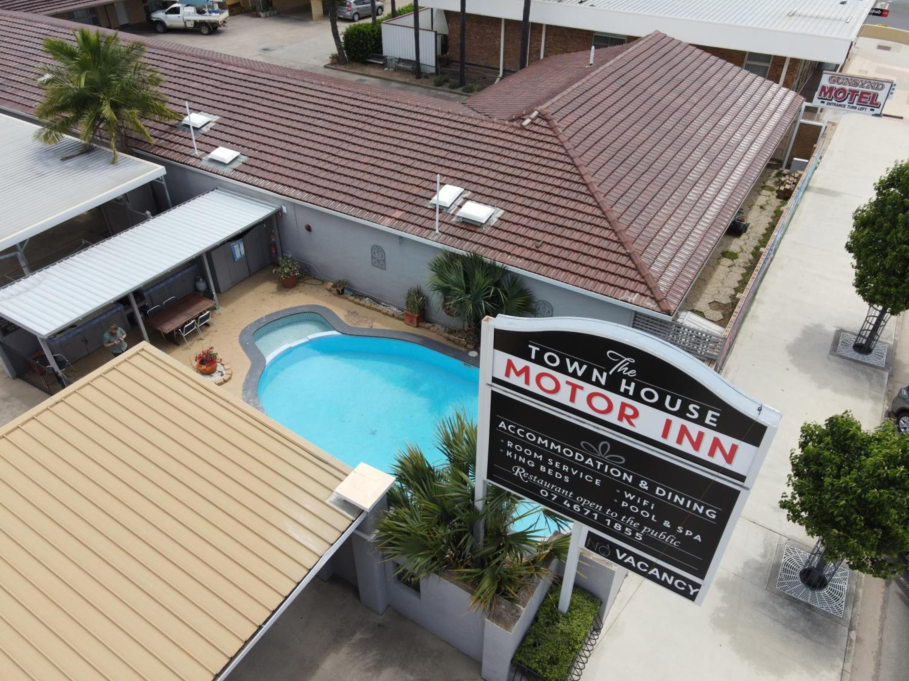 The Town House Motor Inn