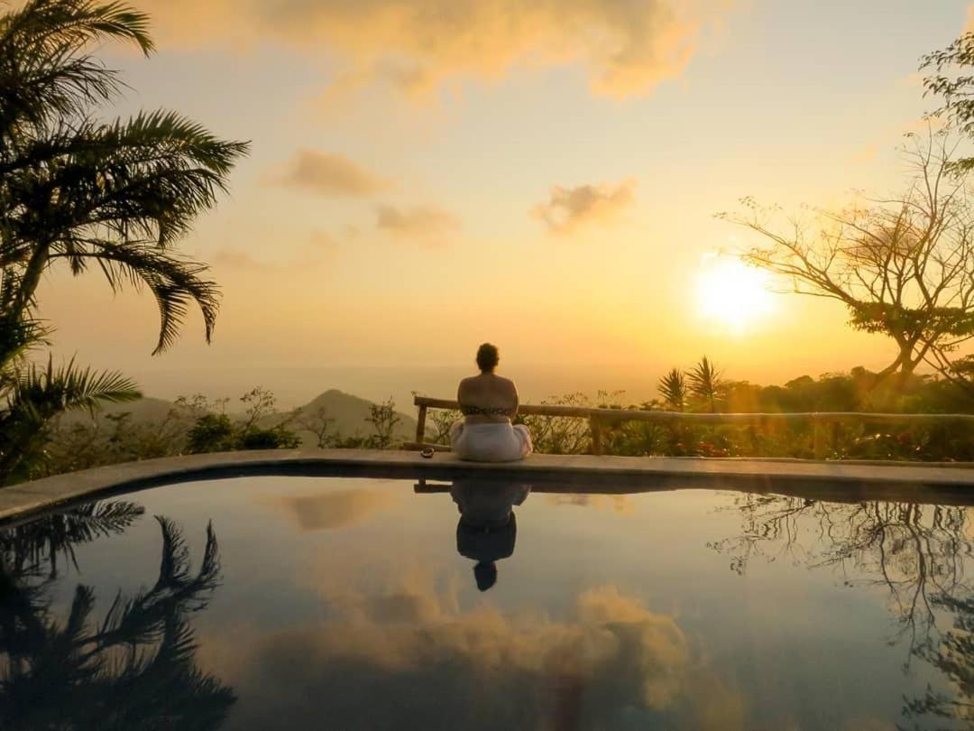 Domos Mirador Romantic Private Honeymoon Glamping