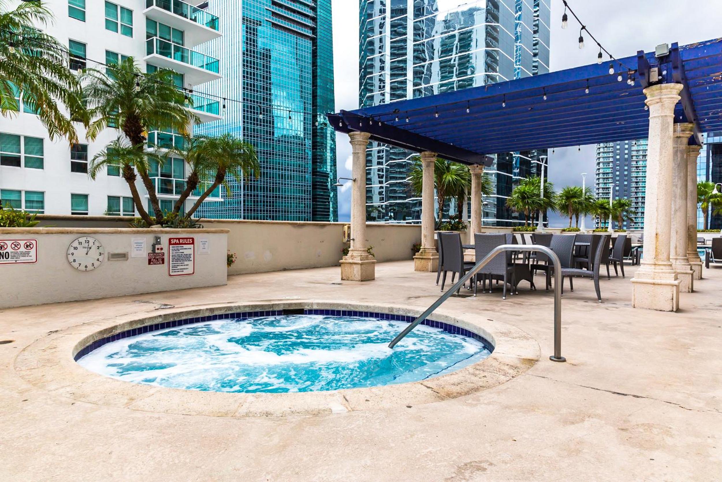 Star Stay Miami Orange Brickell