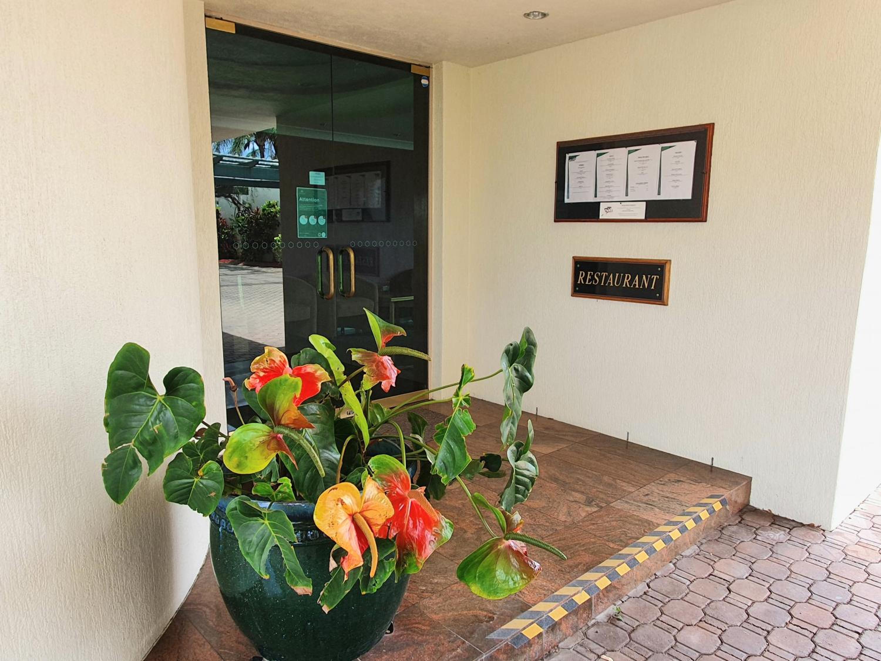 McNevins Maryborough Motel