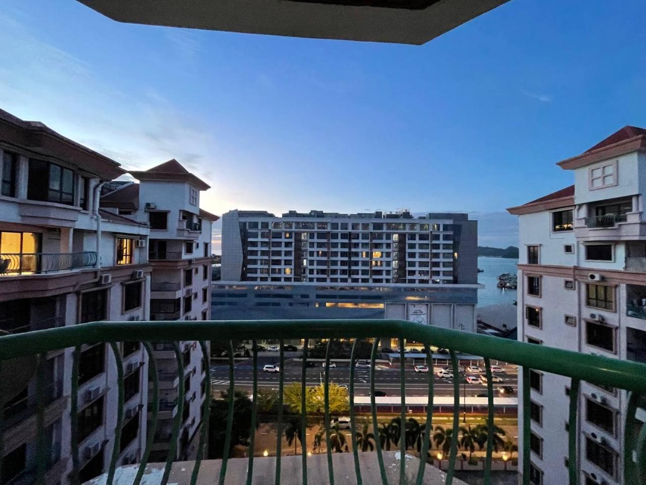 THE PENTHOUSE - MARINA COURT CONDO FAMILY 4 Bedrooms photo 7