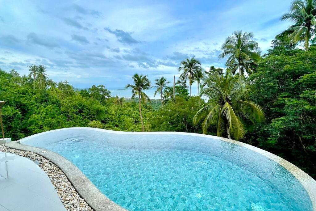Villa Lola 2Br Saltwater Infinity Pool & Sea View view 3