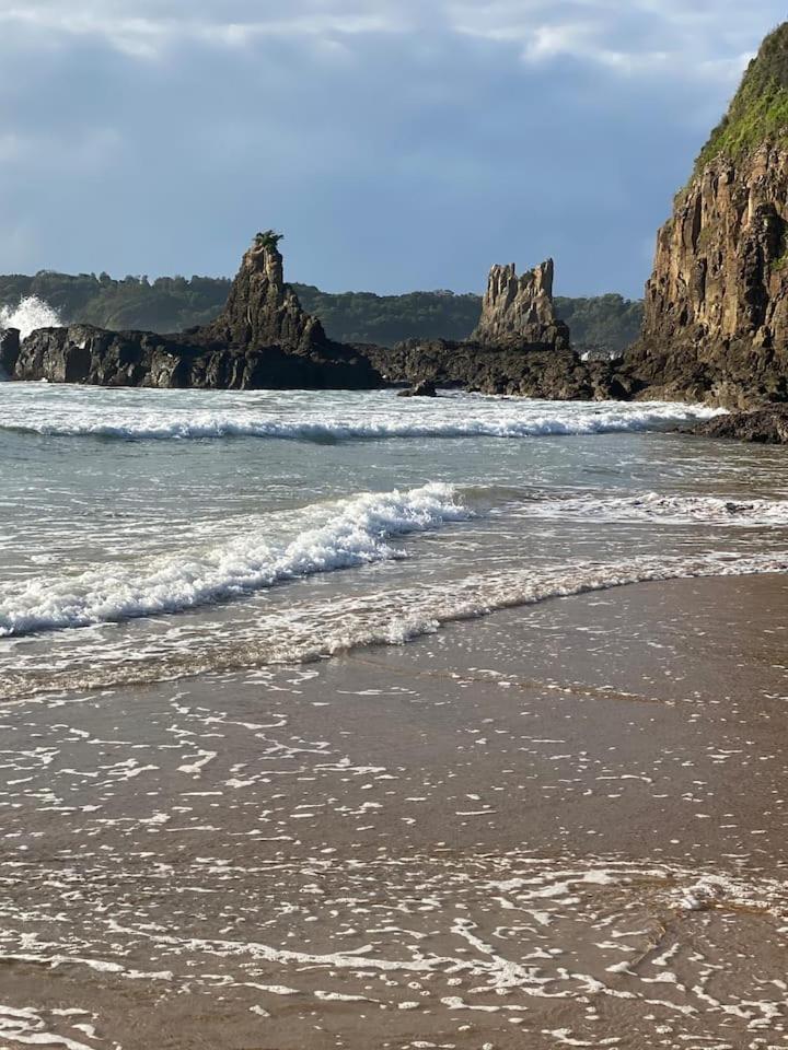 Escape to Jones Beach Kiama - Beachfront unit with direct beach access & views