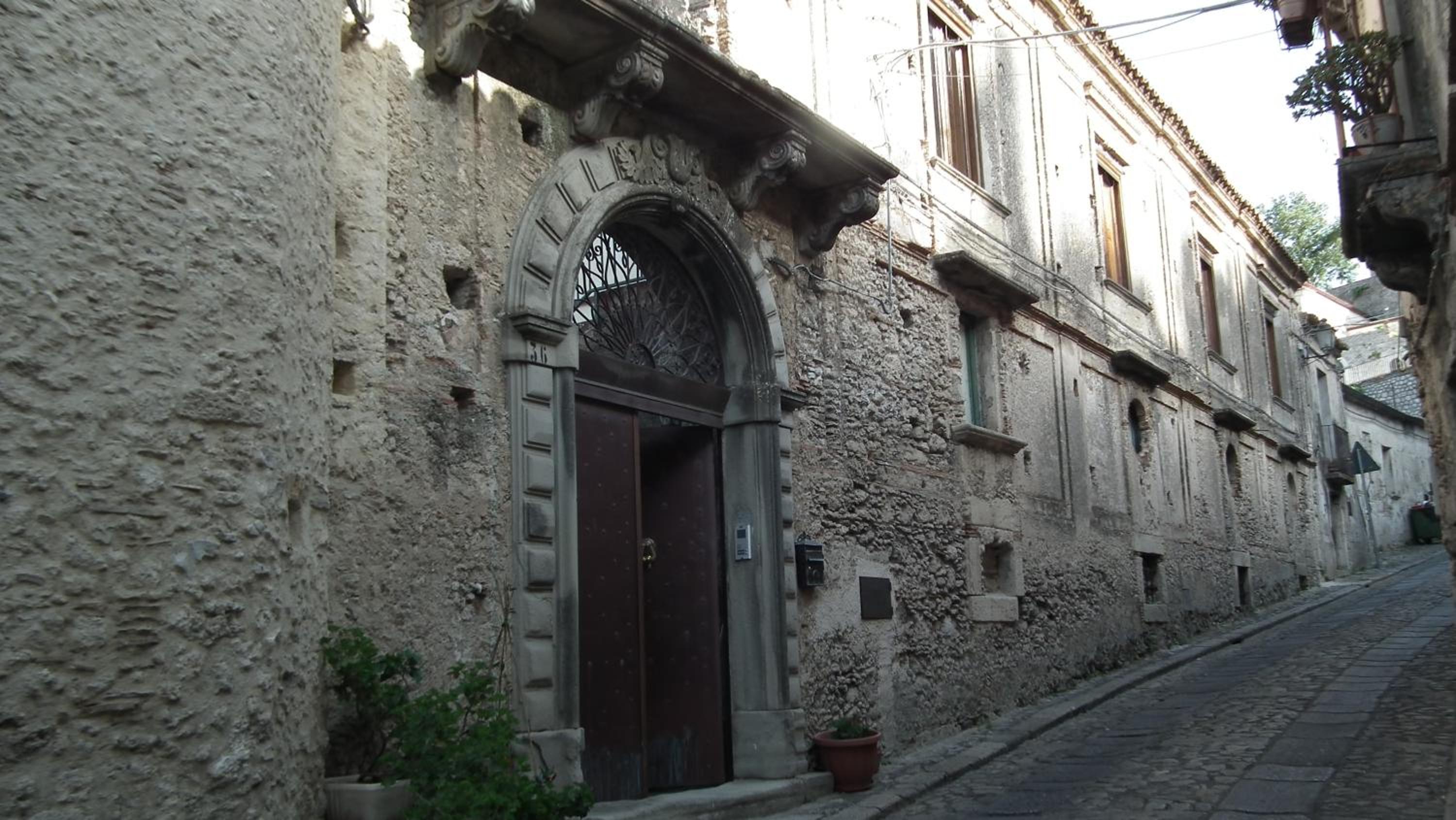 Casa Ferrari