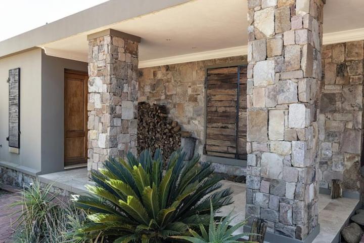 Walkersons Estate Red Oak Ridge view 5