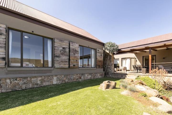 Walkersons Estate Red Oak Ridge view 4