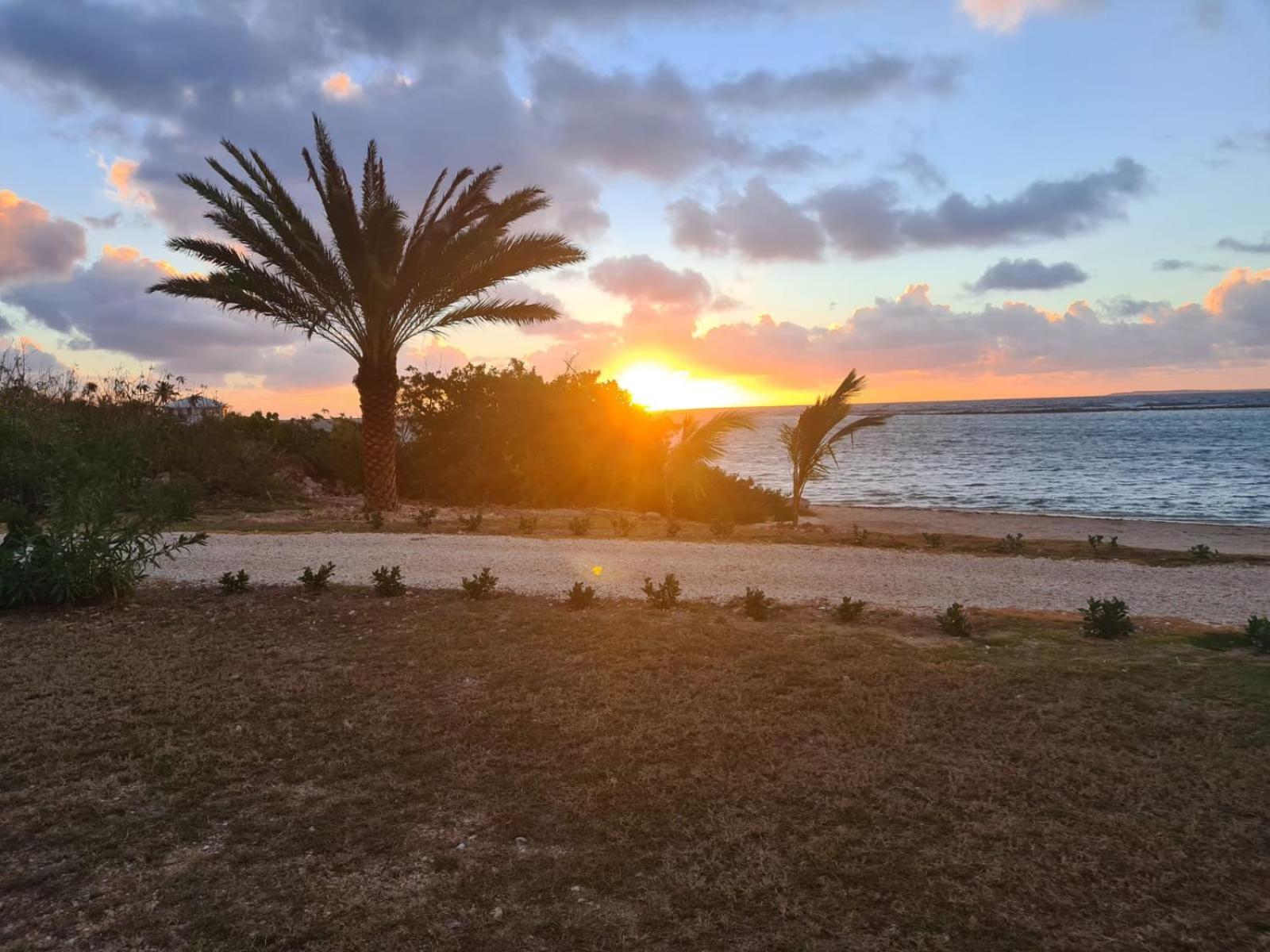 Coralito Bay Suites & Villas