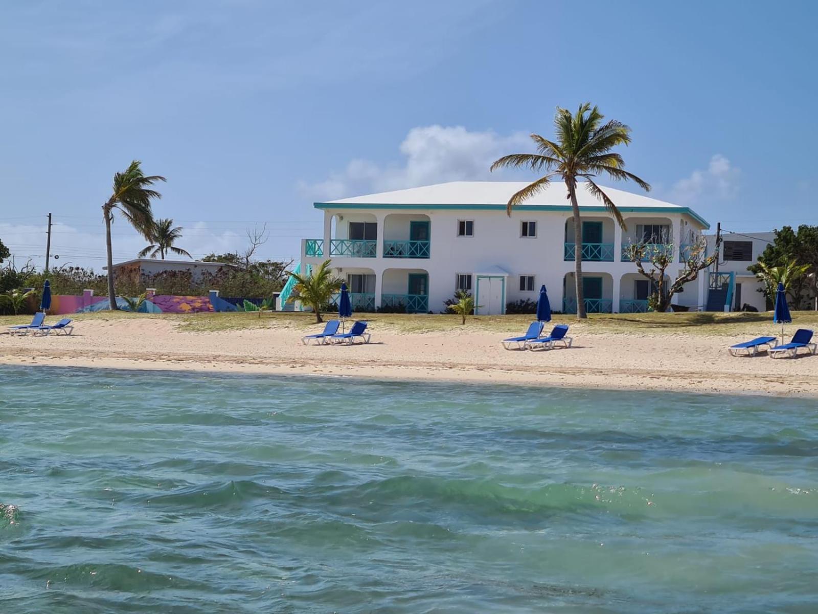 Coralito Bay Suites & Villas