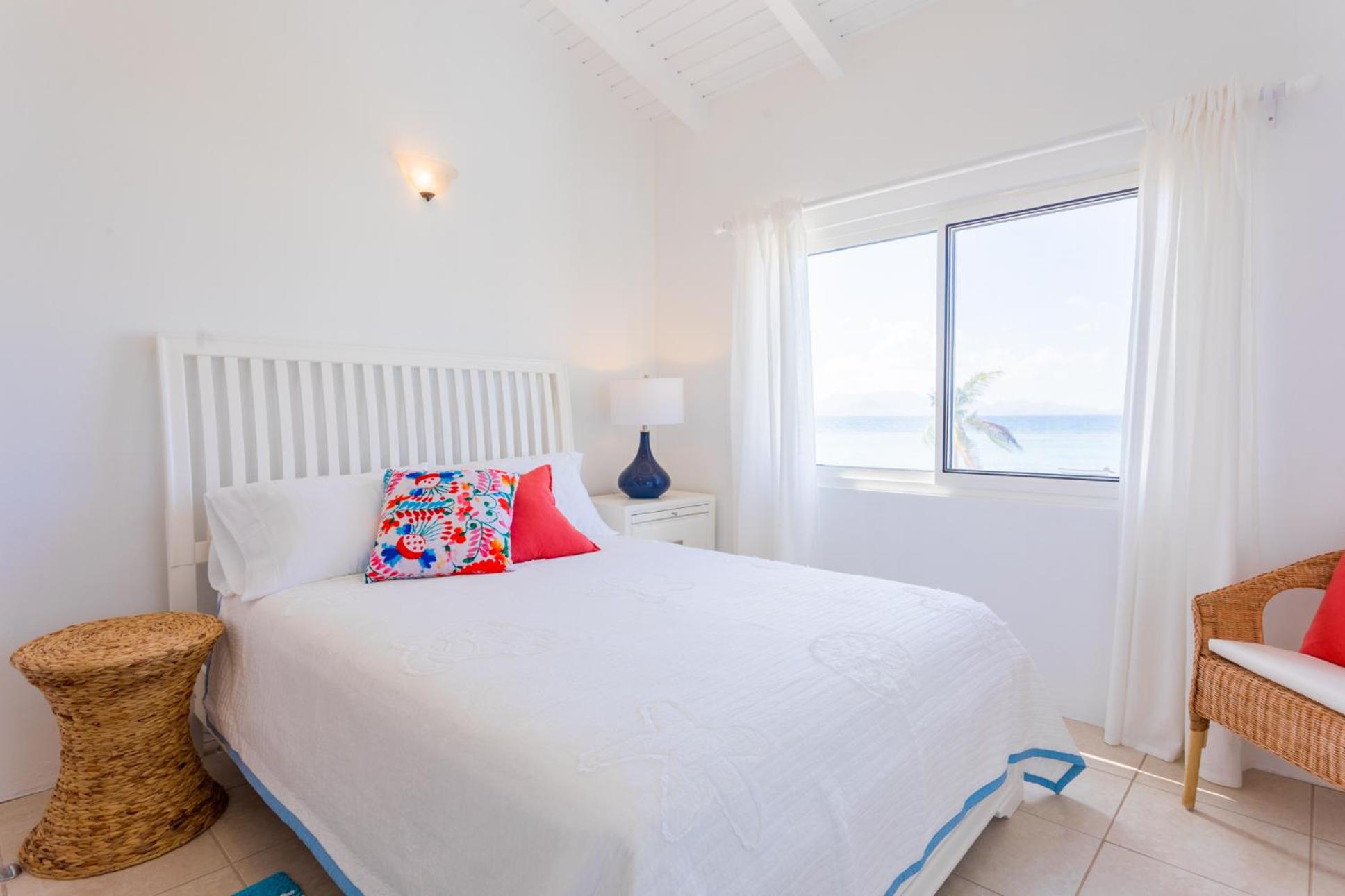 Coralito Bay Suites & Villas