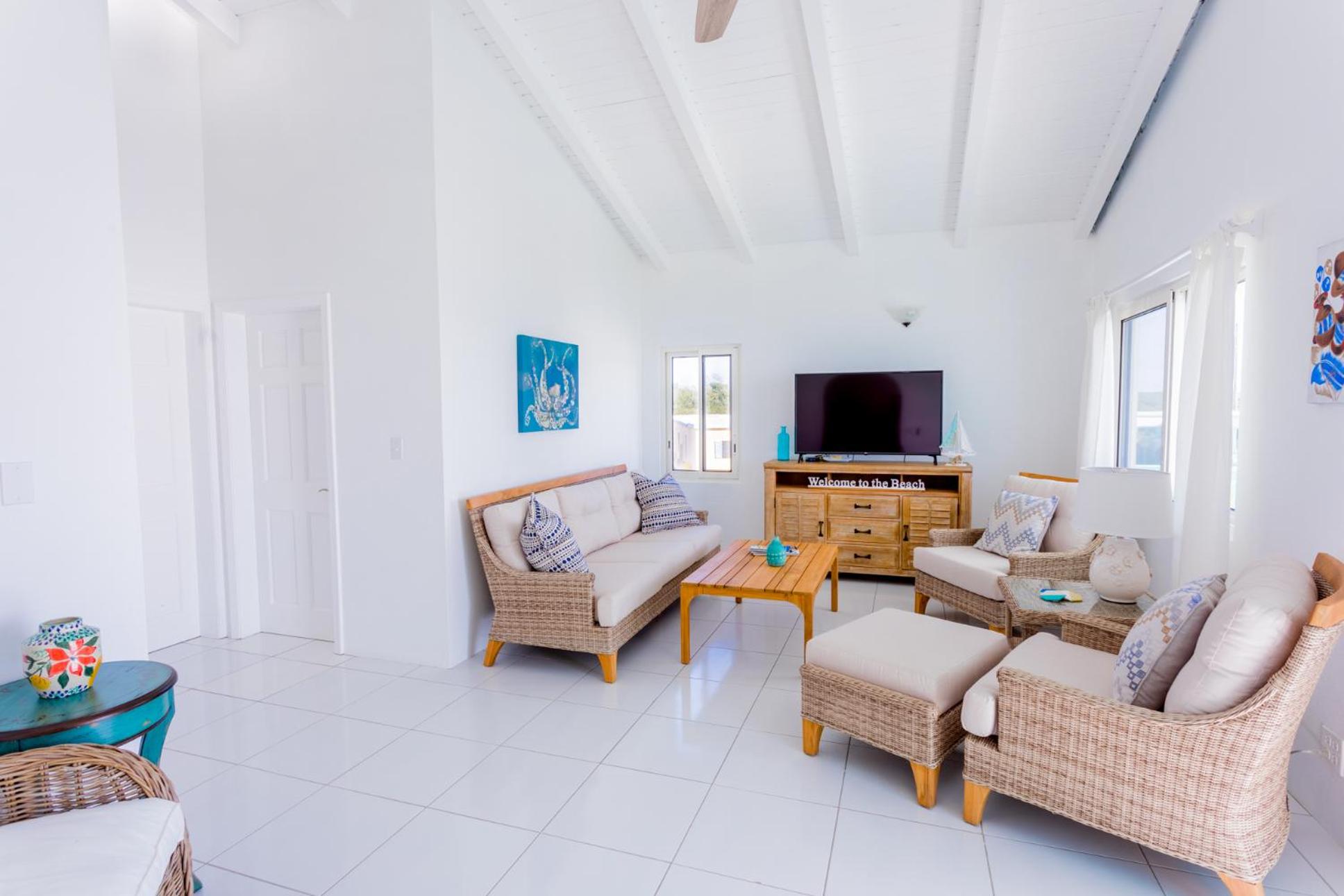 Coralito Bay Suites & Villas