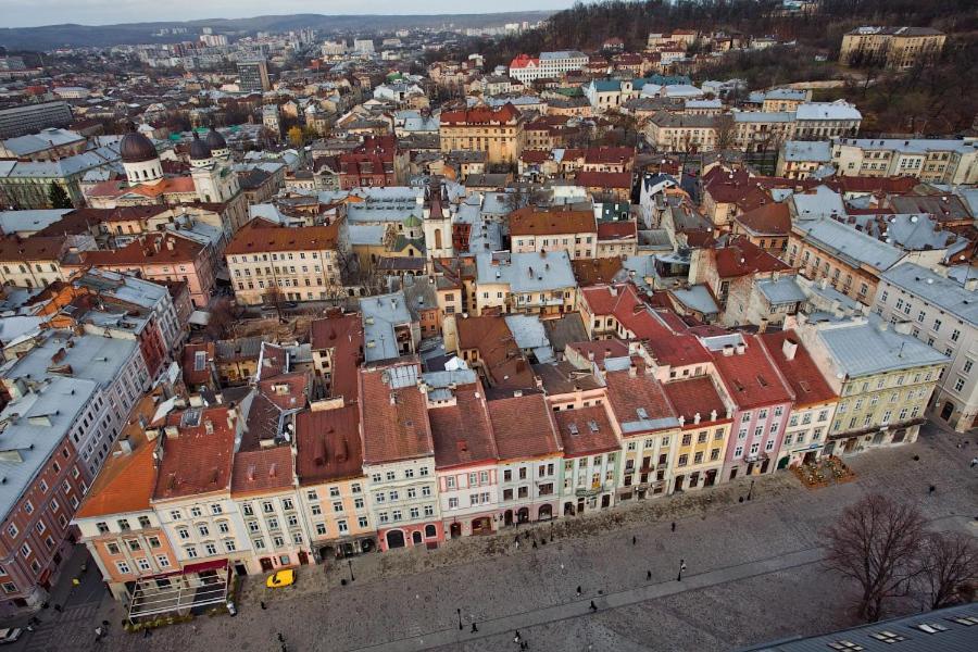 Rynok Square – the Very Center of Lviv Apartment view 2