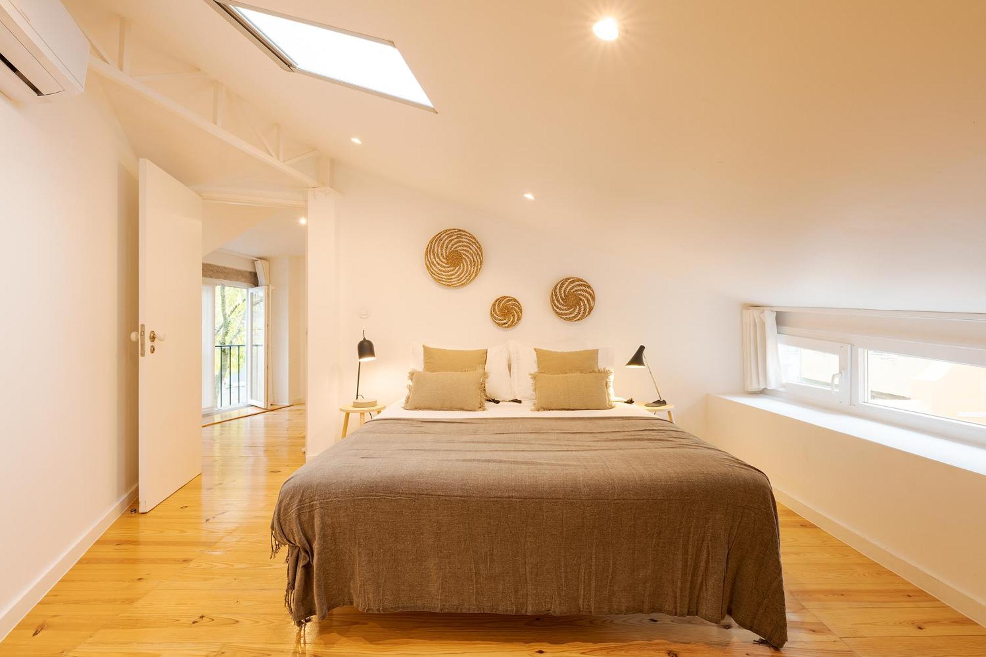 The Yellow House - Duplex view 3