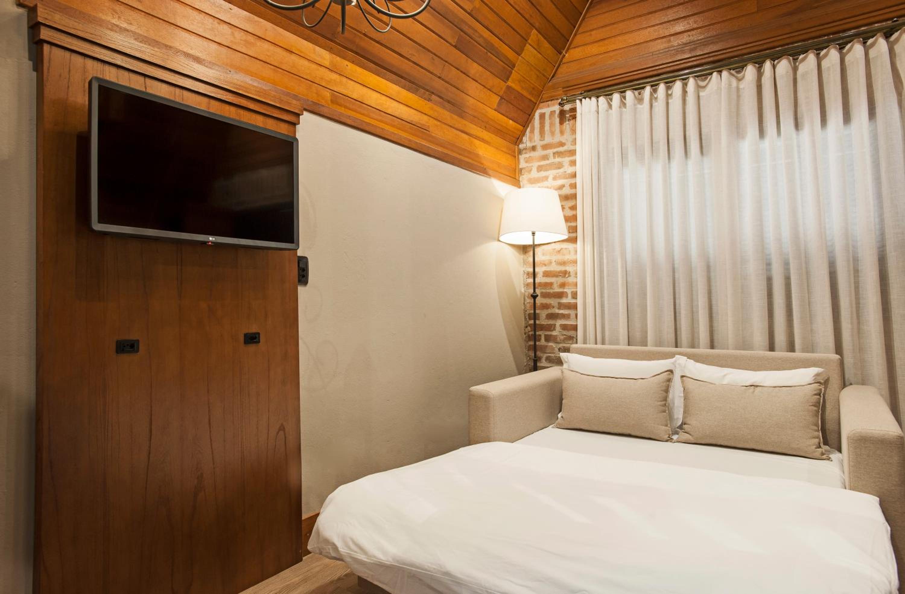 Hotel Fioreze Chalés