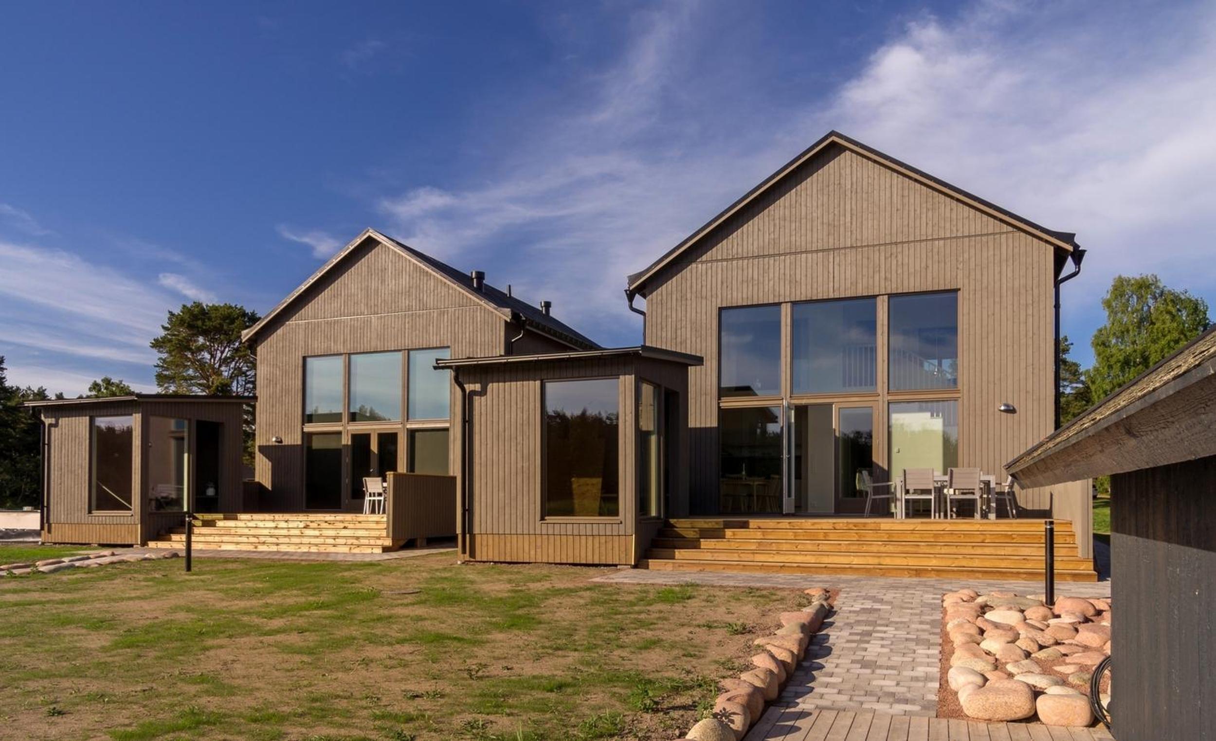 Hotel Strandby Villas Käringsund - Image 1