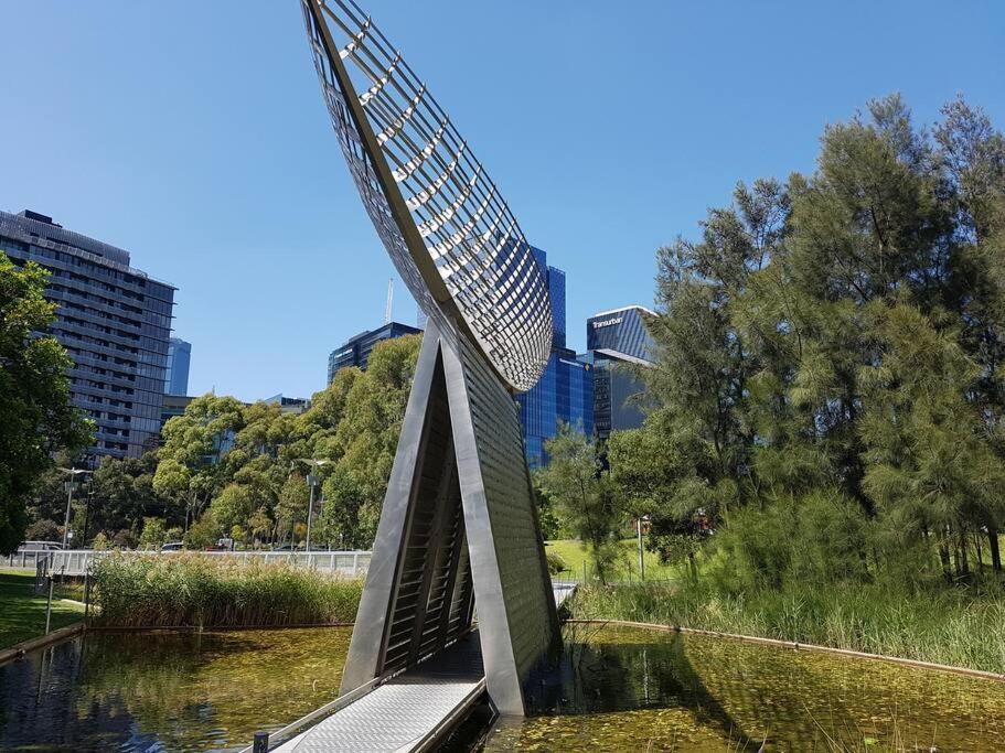 Melbourne Docklands Riverside Views
