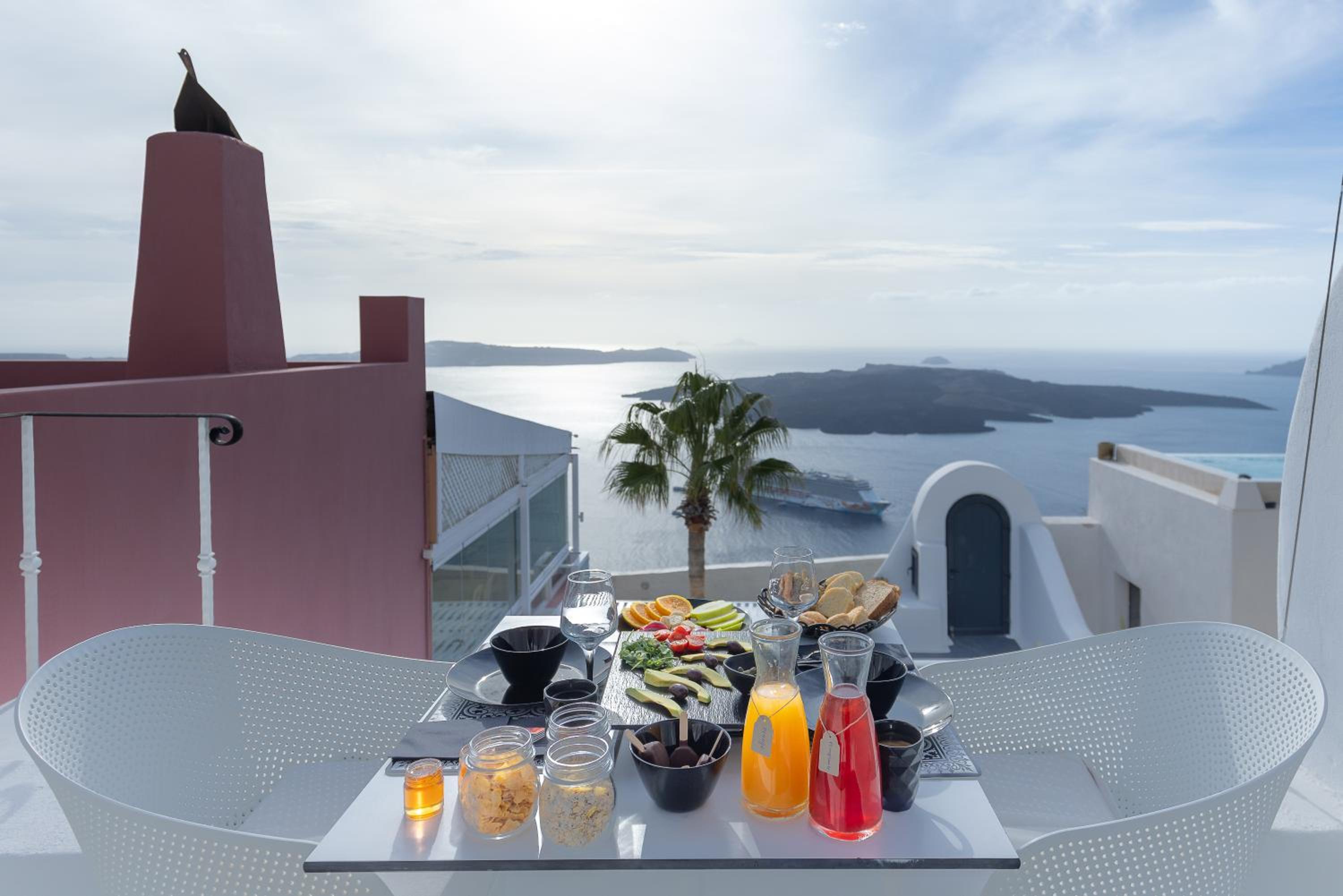 Opera Mansion Santorini photo 4