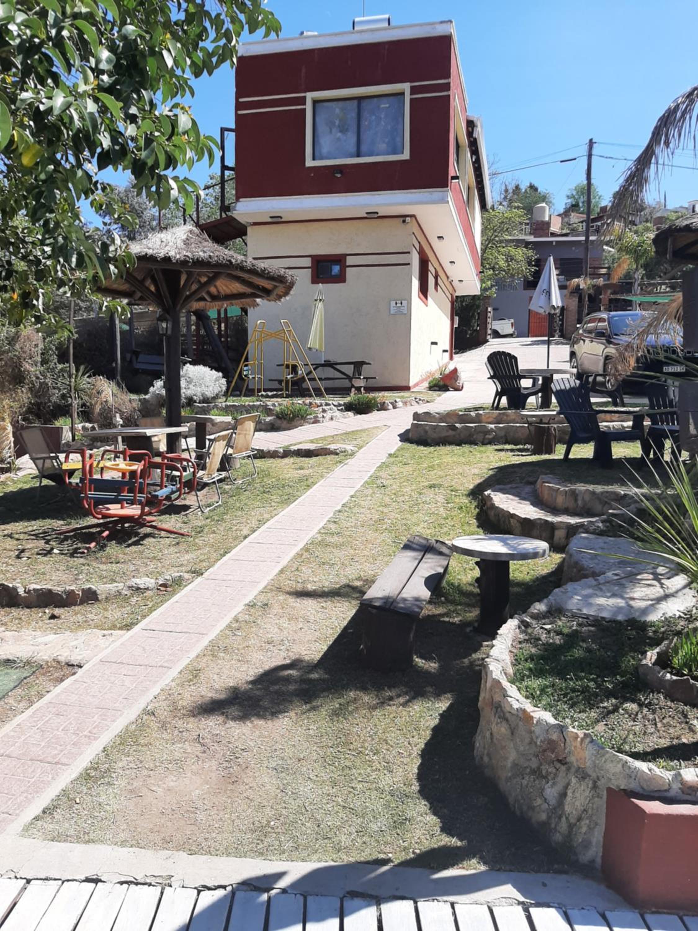 Hotel Complejo los Cipreses