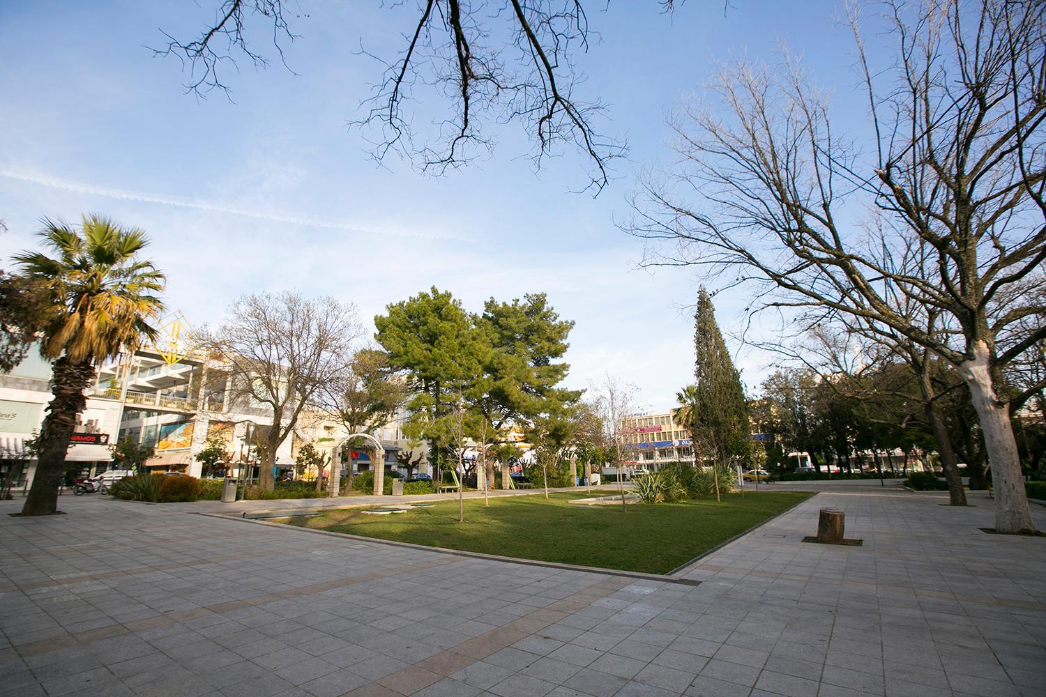 Modern 2 Bedroom Apartment Next to Metro - Marousi