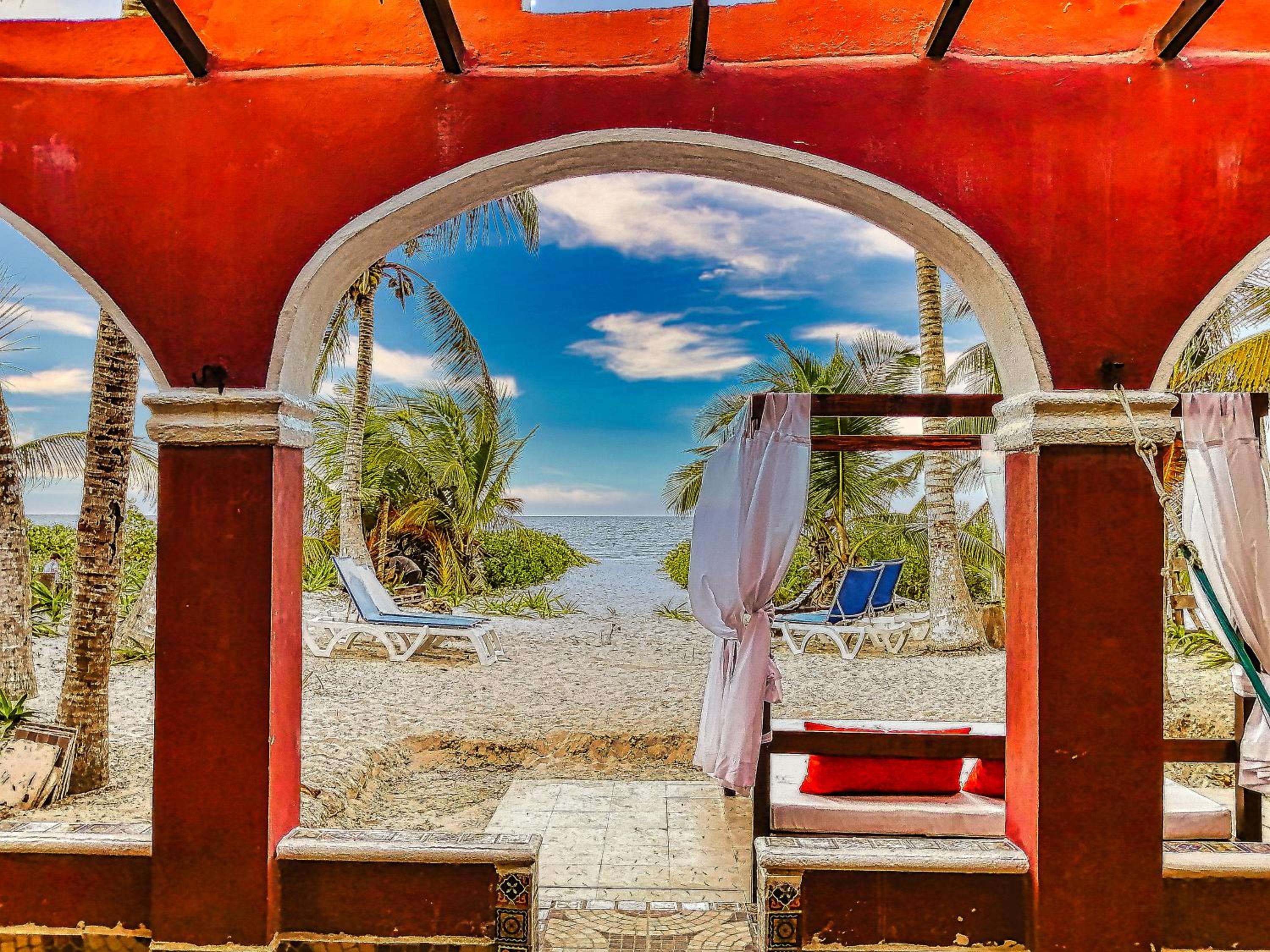 Beachfront 3 Bedroom 2 Terraces, Hacienda del Cuyo view 3