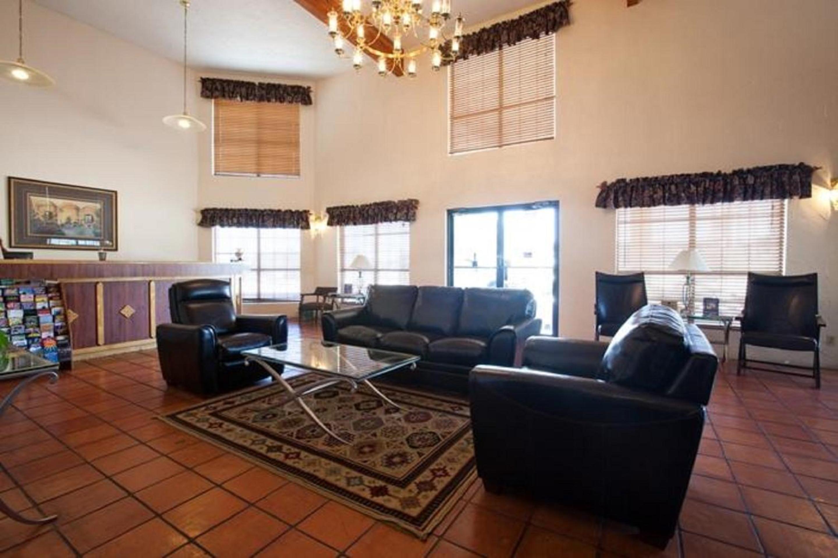 Weatherford Heritage Inn view 4