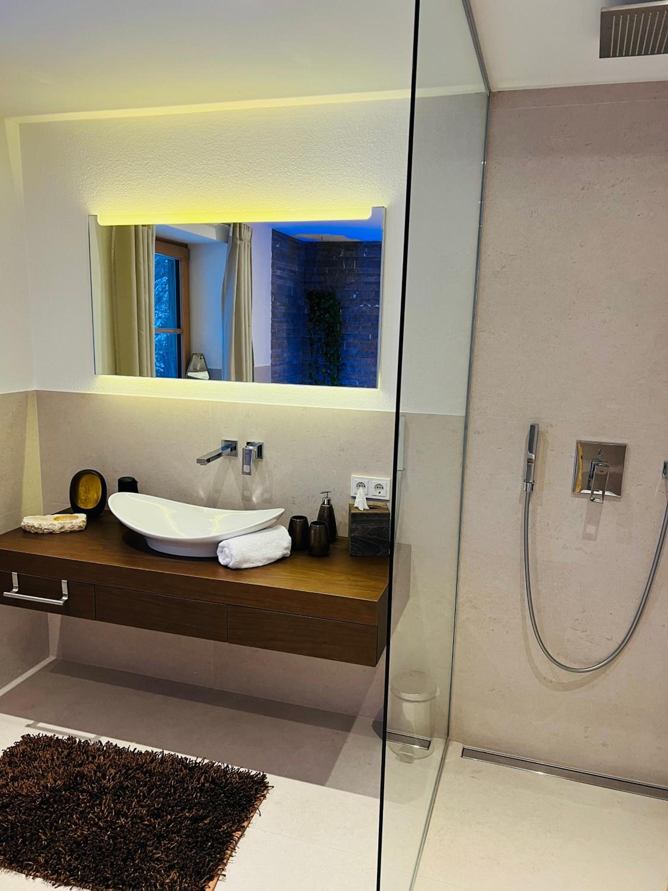 Hofwies-Exklusiv - Privates Luxus-Boutique Ferienhaus 8 Pax