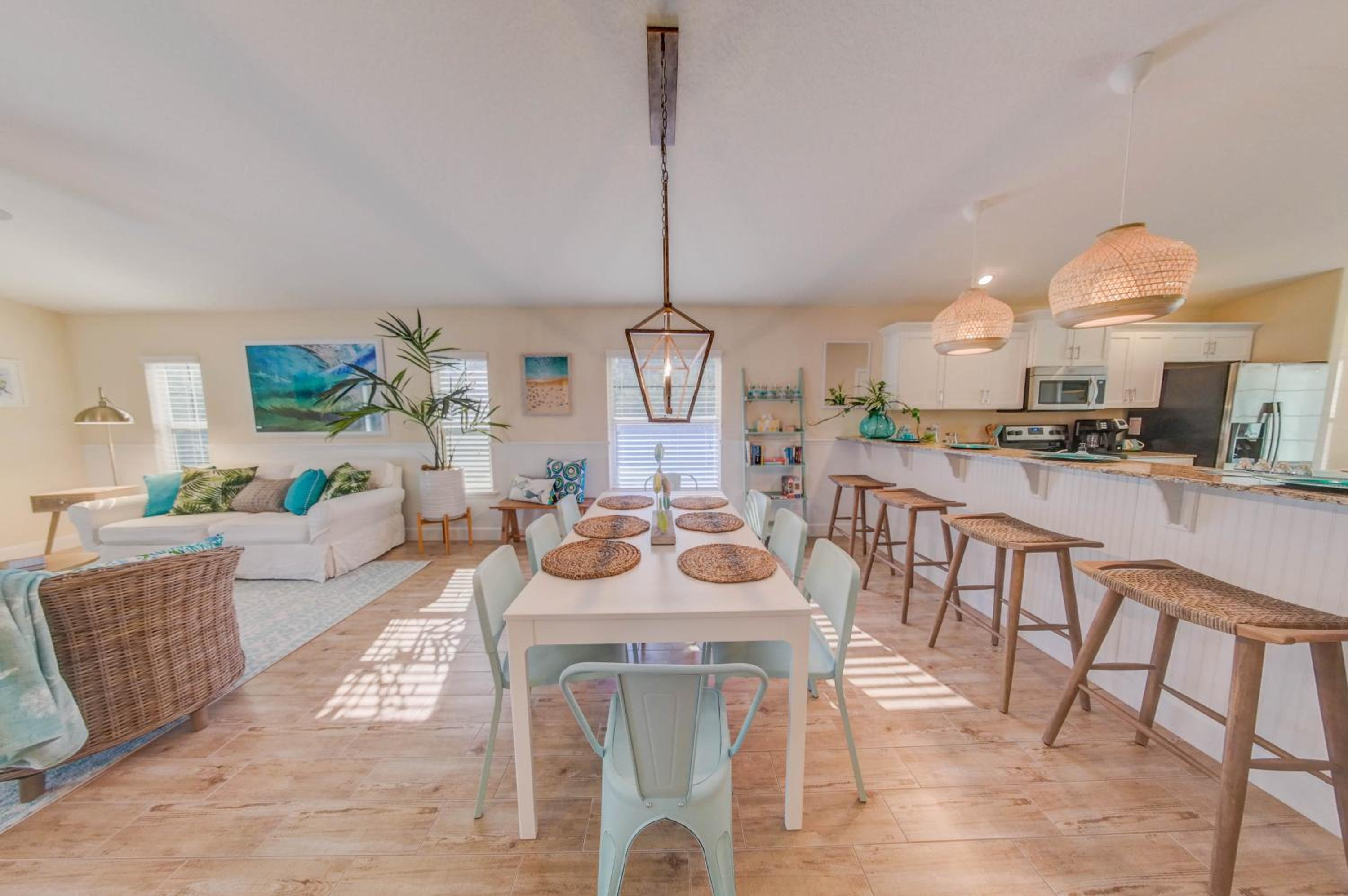 AQUA PEARL NEW Pool Home Perfect Beach Biking Hiking Boating Sleeps 8 - Includes Golf Cart view 3