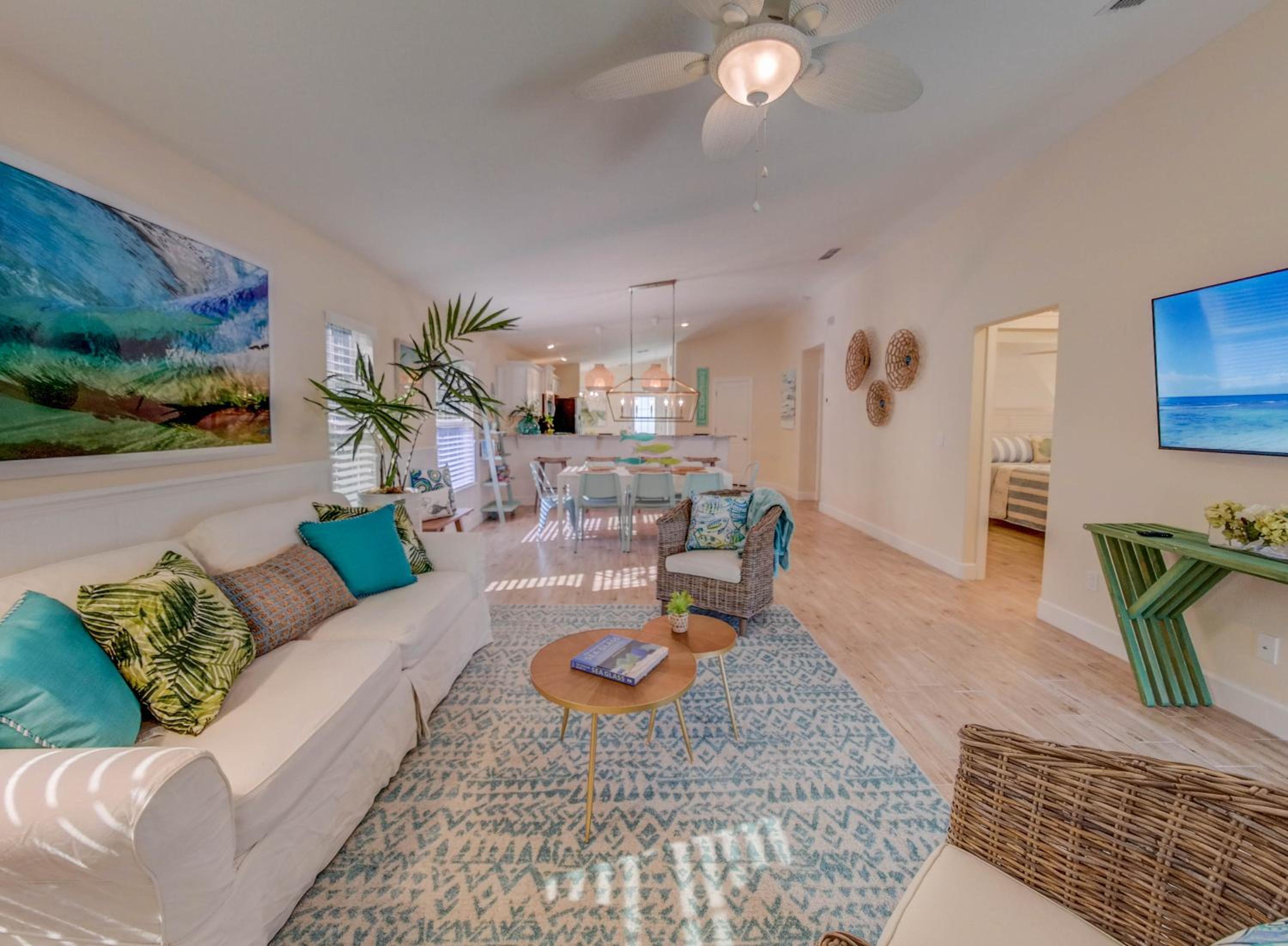 AQUA PEARL NEW Pool Home Perfect Beach Biking Hiking Boating Sleeps 8 - Includes Golf Cart view 5