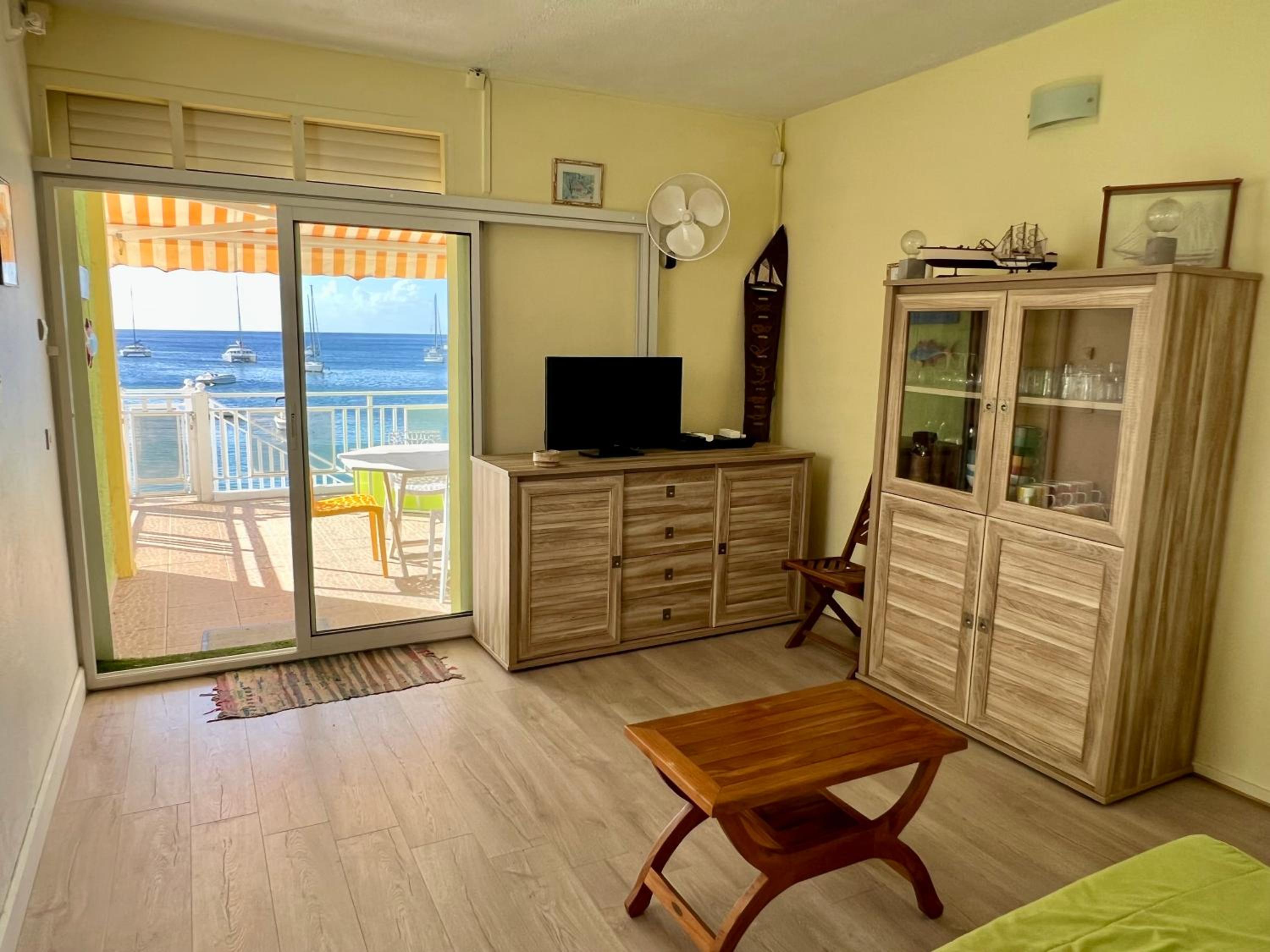Ti Cabanon. Appartement vue mer à Deshaies. view 5