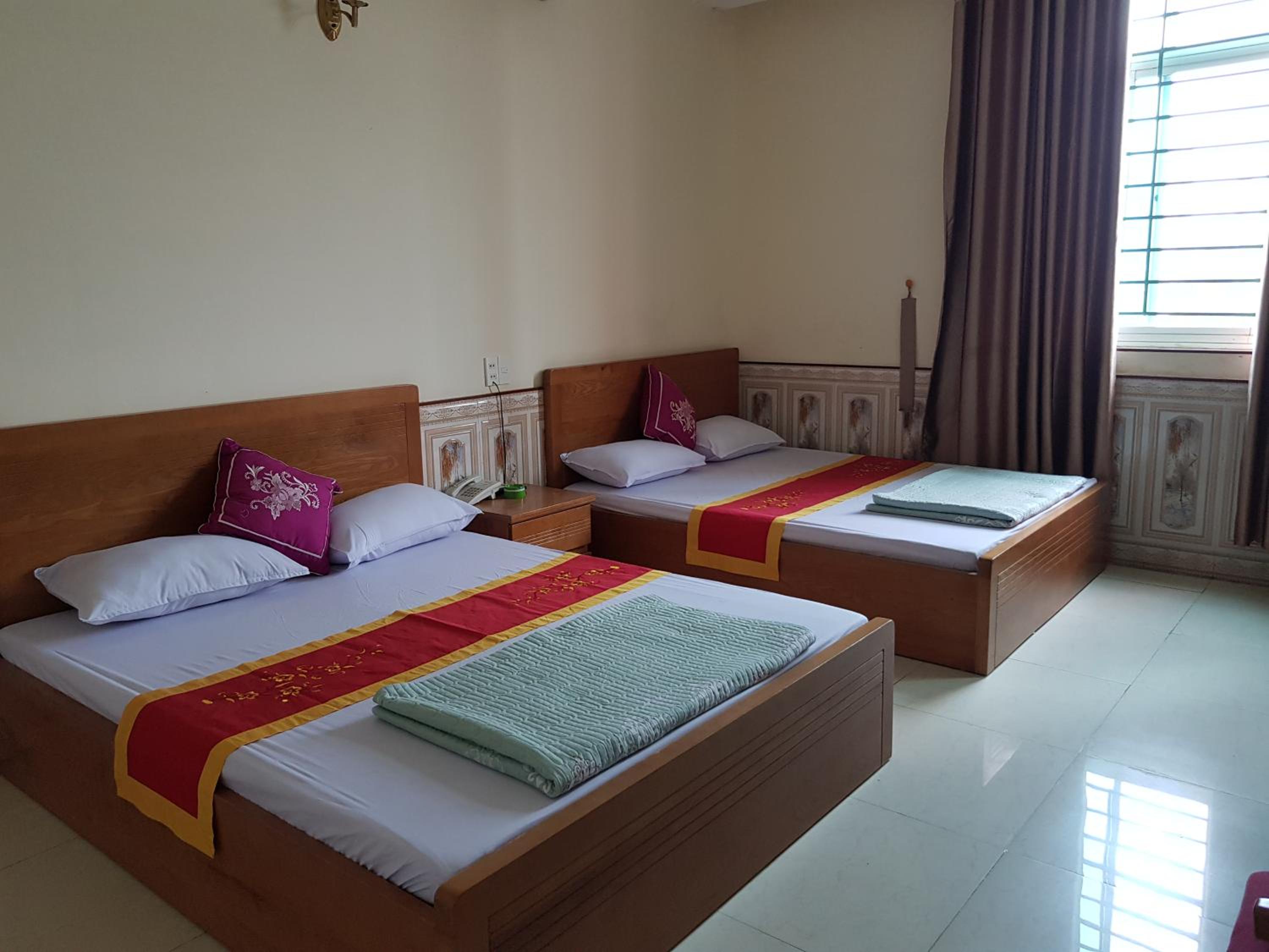Khách Sạn Hương Sơn