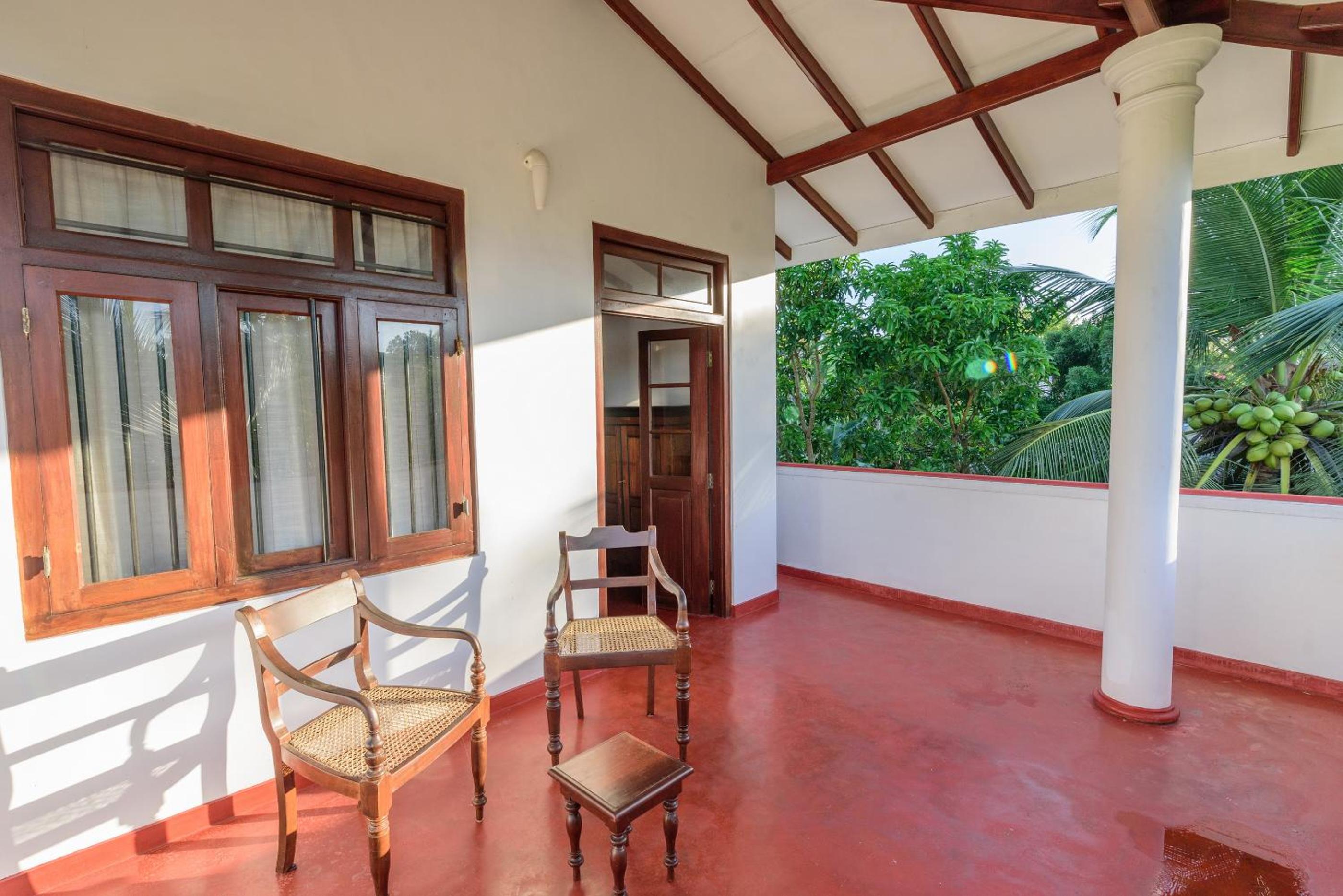 Villa Guru Hikkaduwa