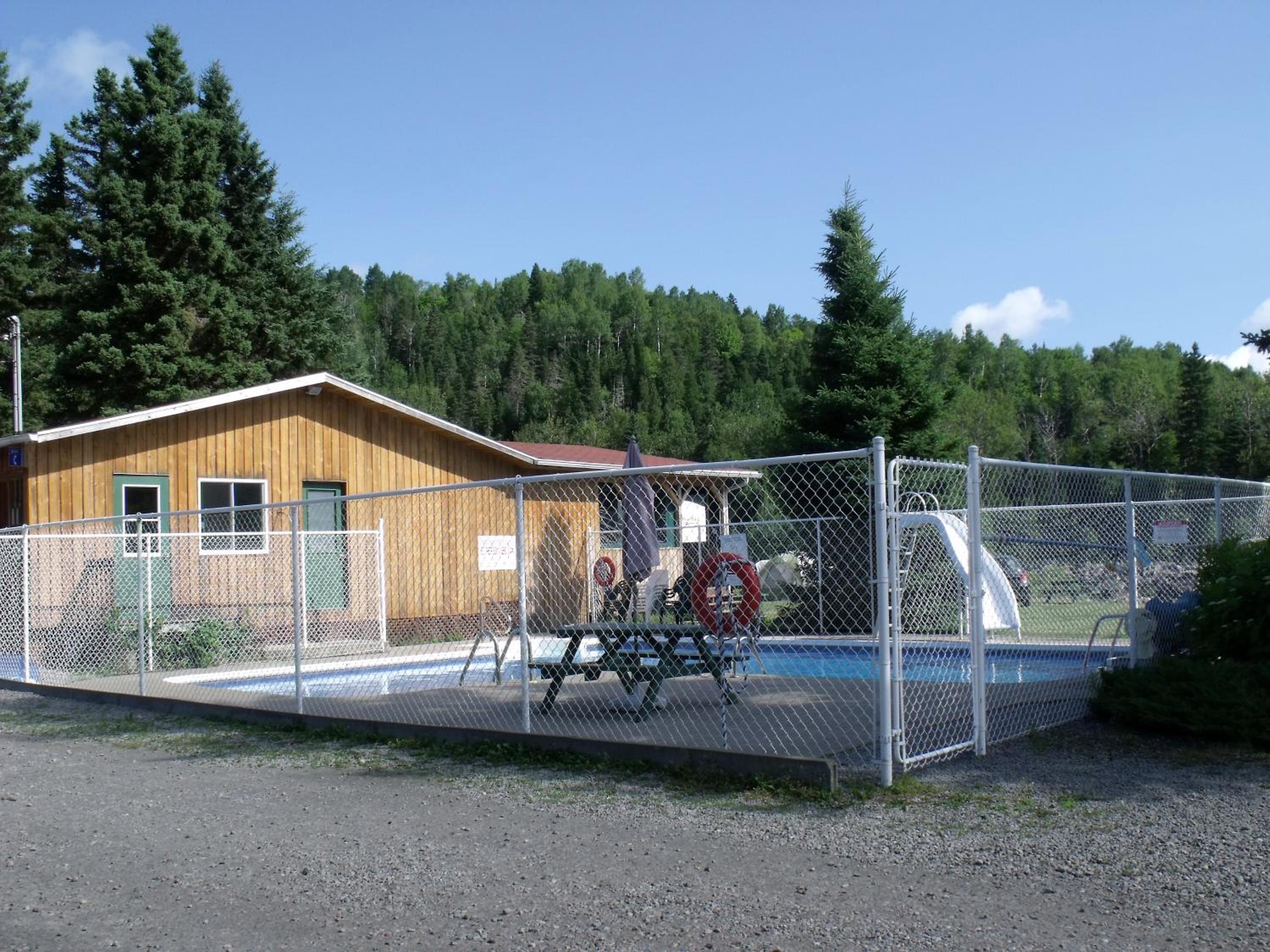 Camping Le 4 Chemins view 5