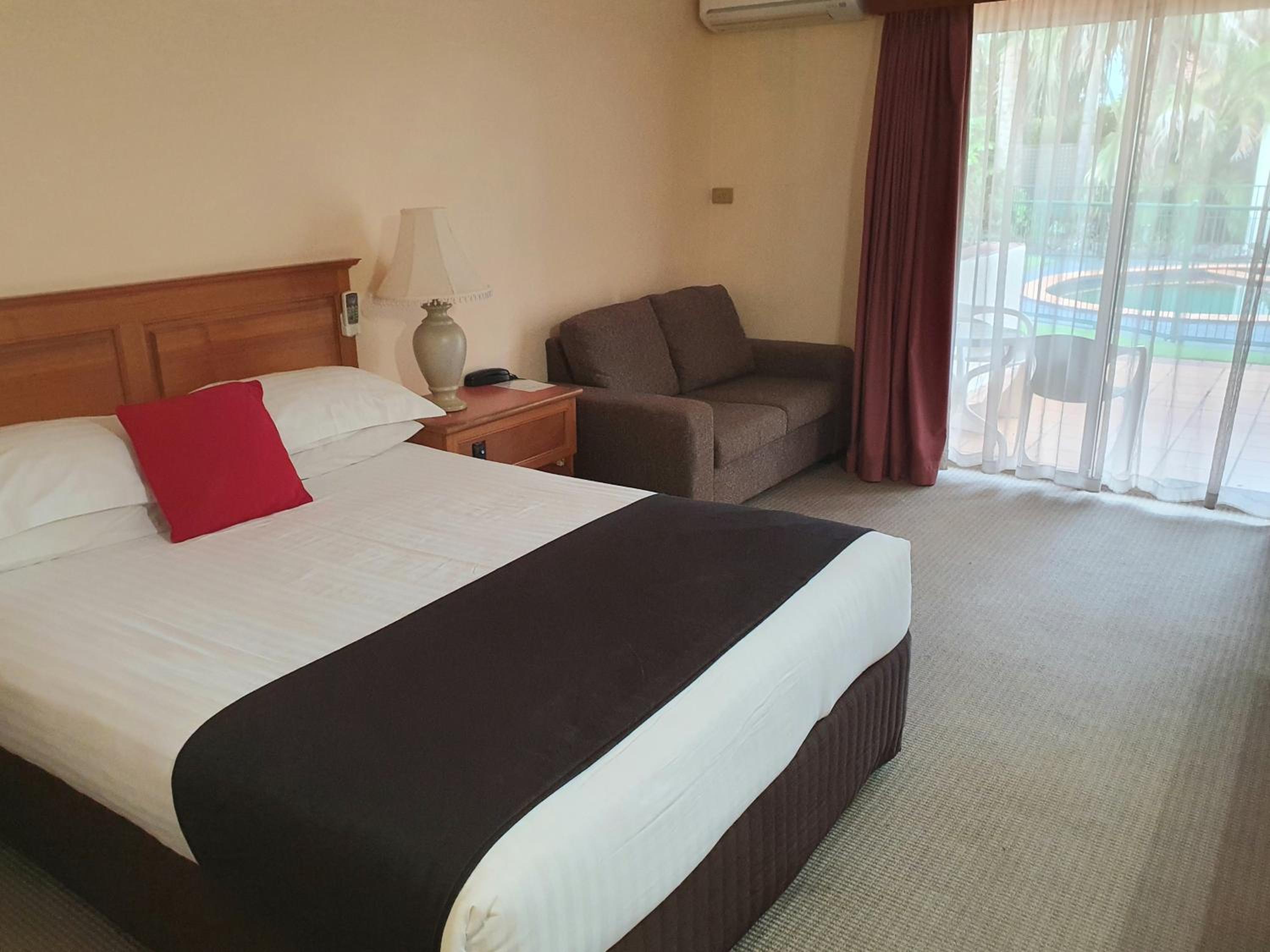 McNevins Maryborough Motel