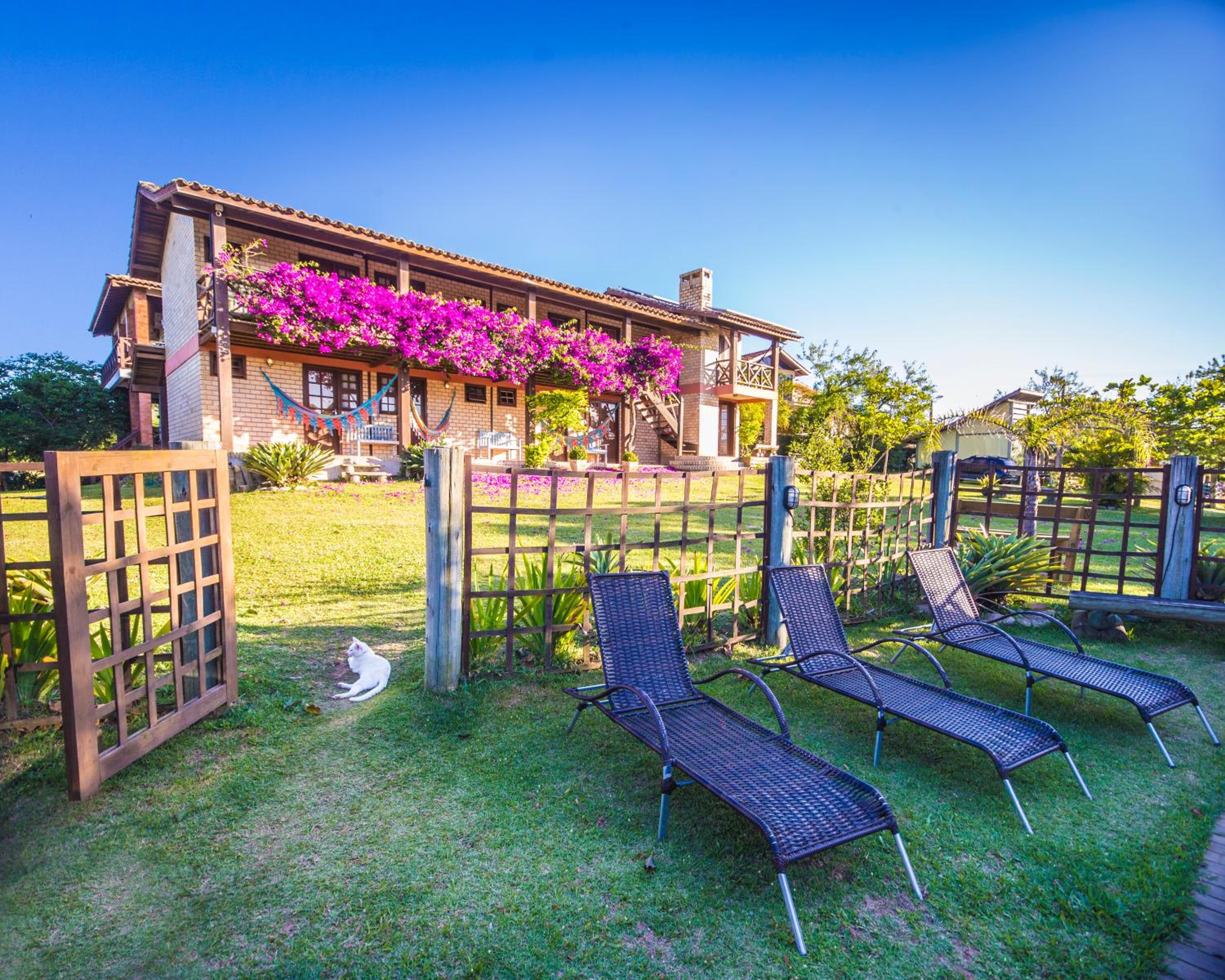 Hotel Pousada Capitão Cook - Image 1