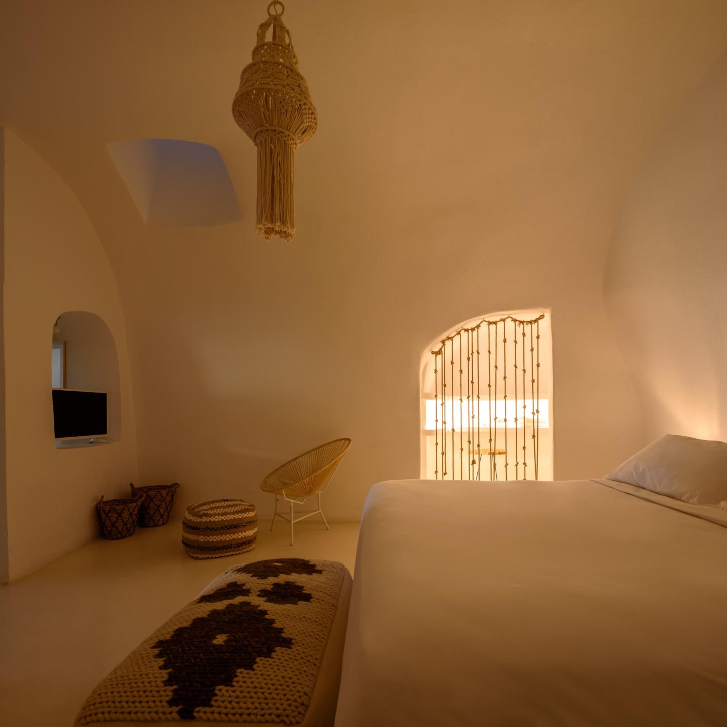 Suite Home Santorini