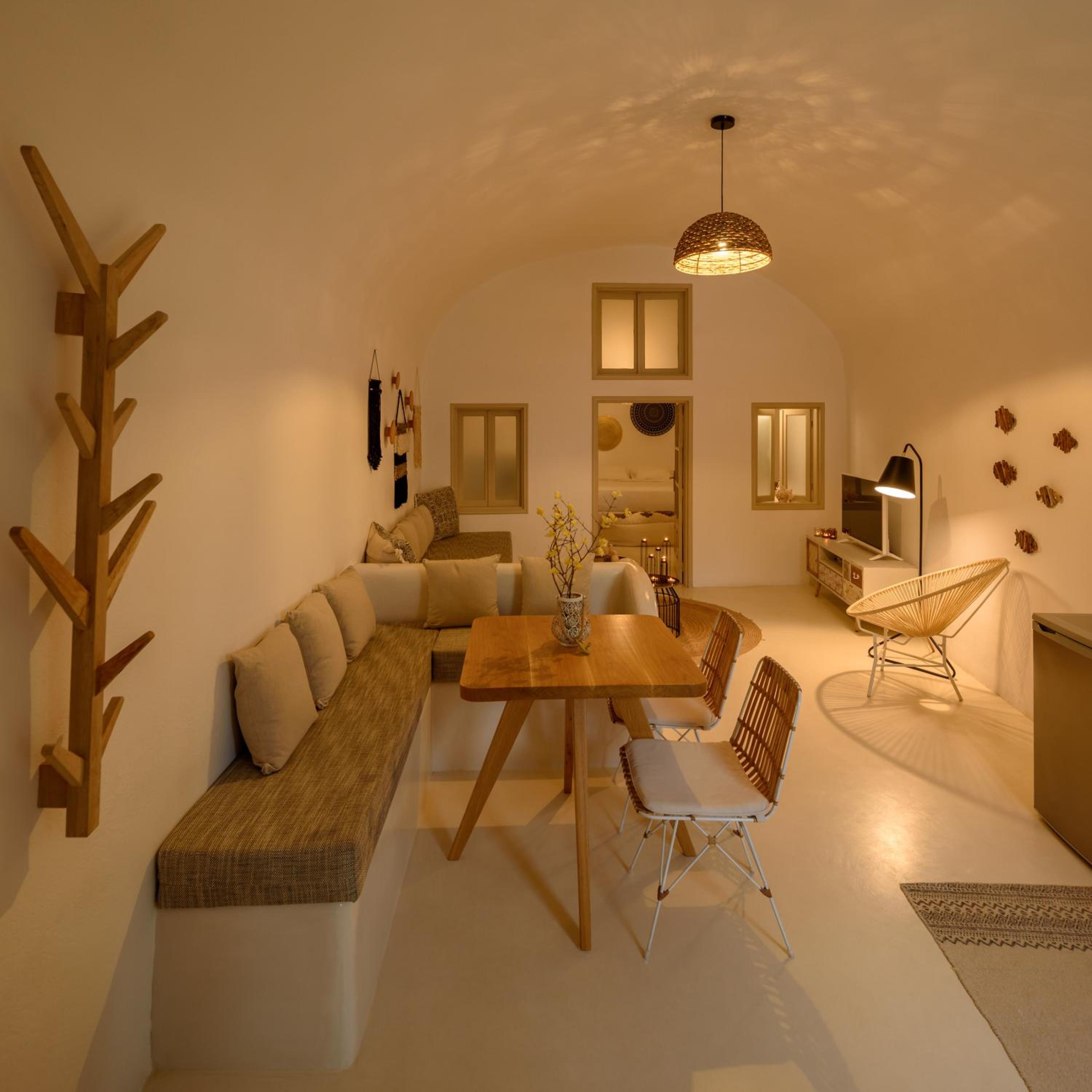 Suite Home Santorini